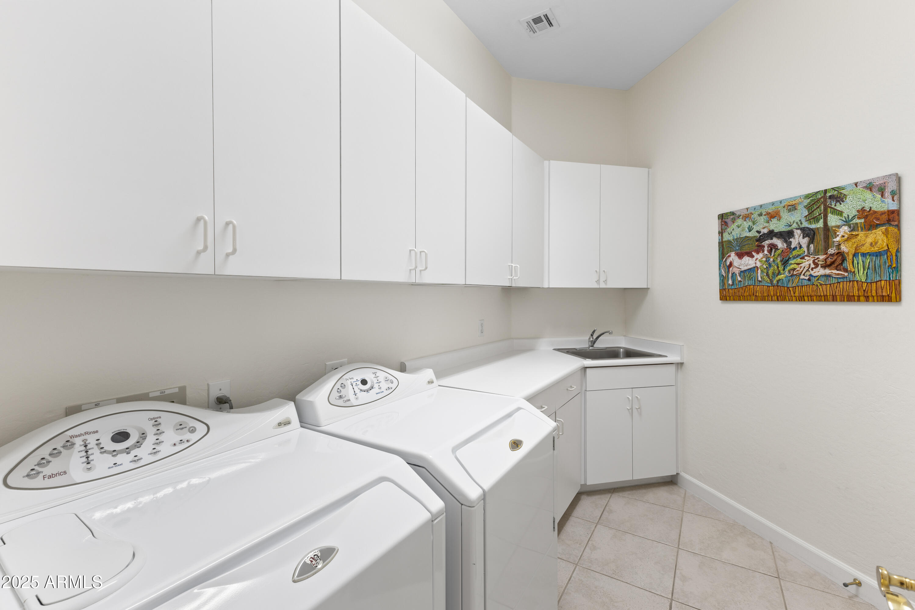 7487 E SUNNYVALE Drive