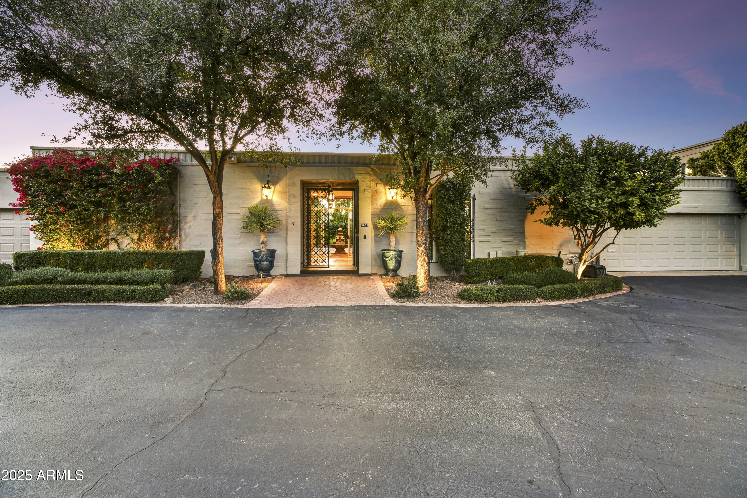 5652 N SCOTTSDALE Road