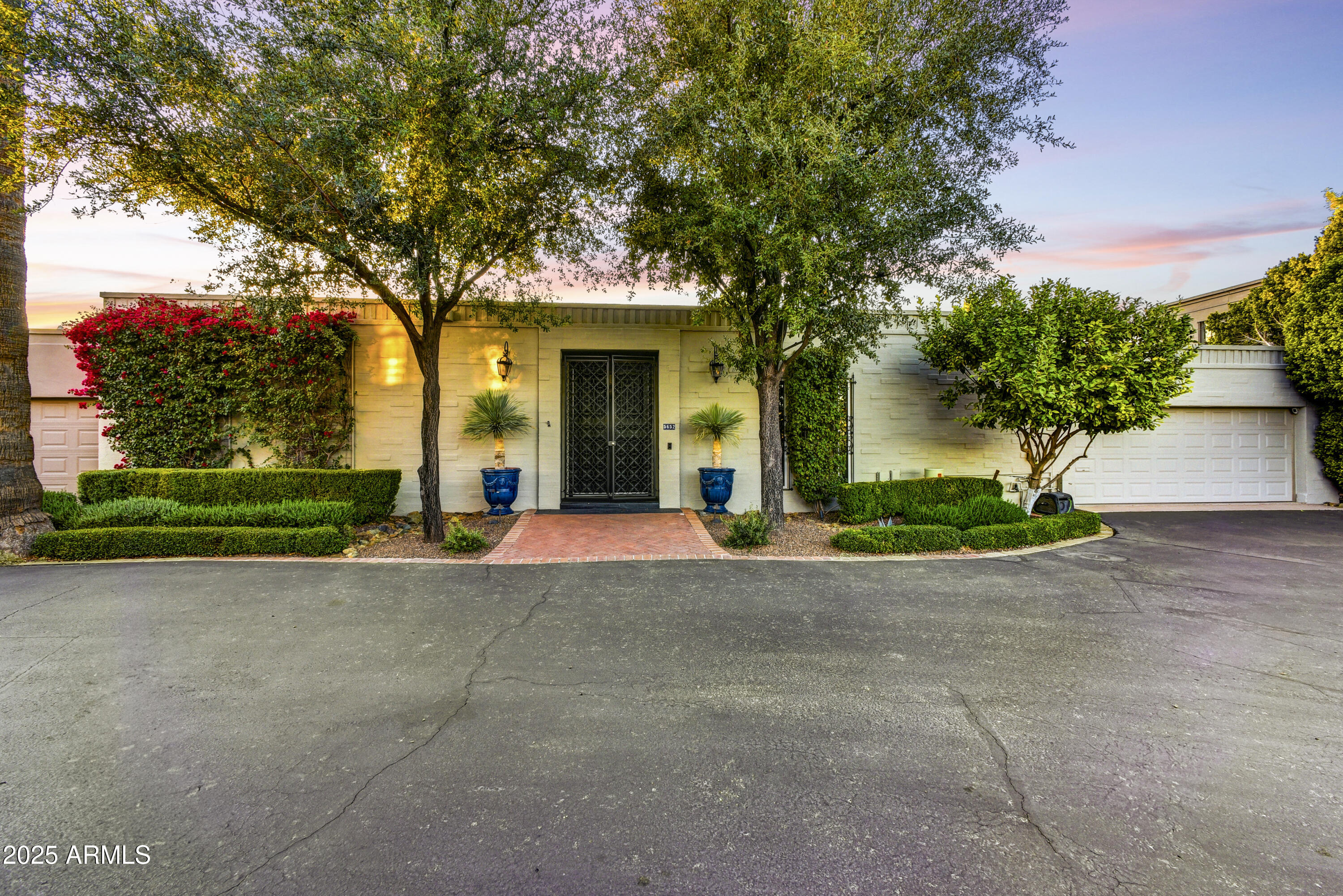 5652 N SCOTTSDALE Road