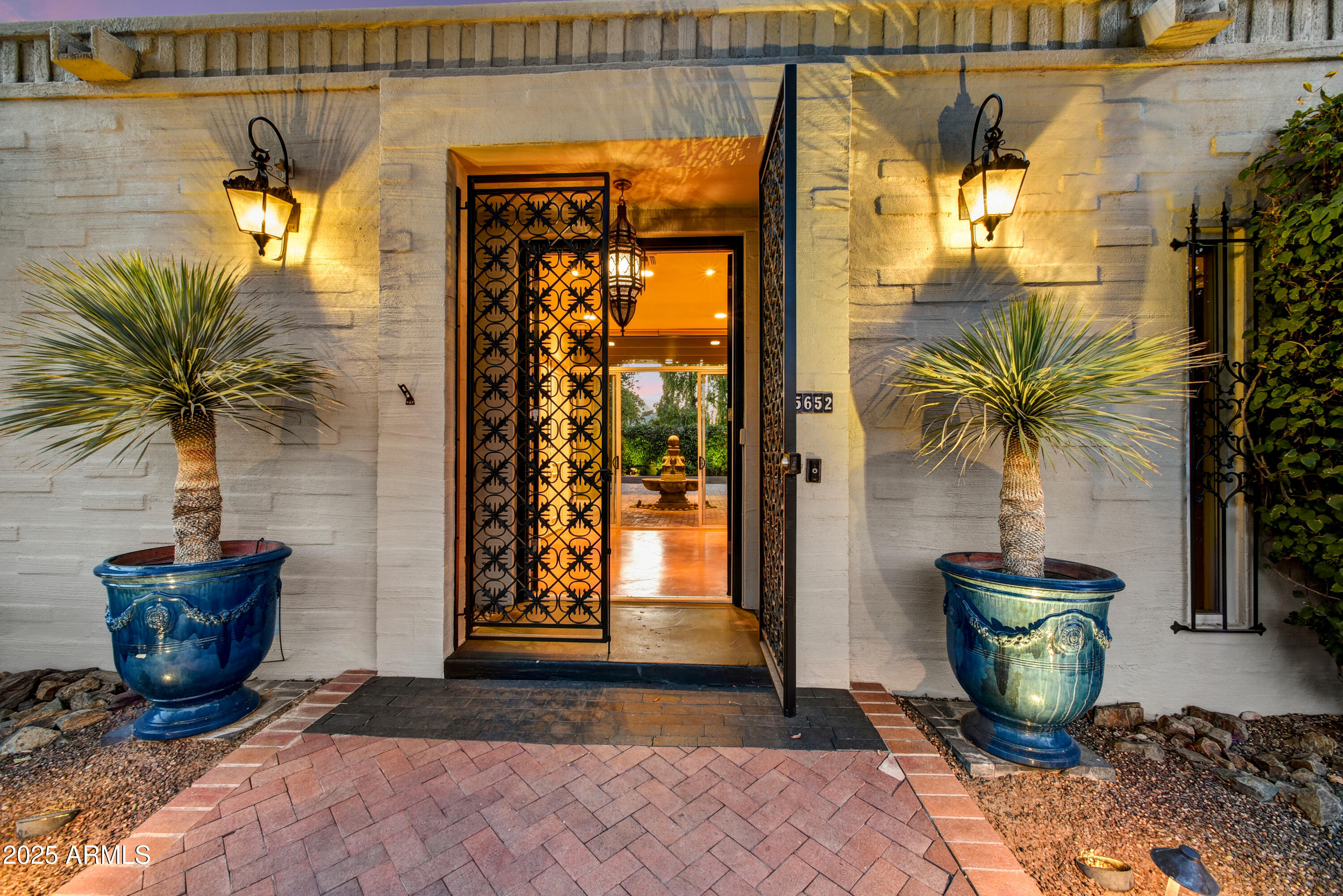 5652 N SCOTTSDALE Road