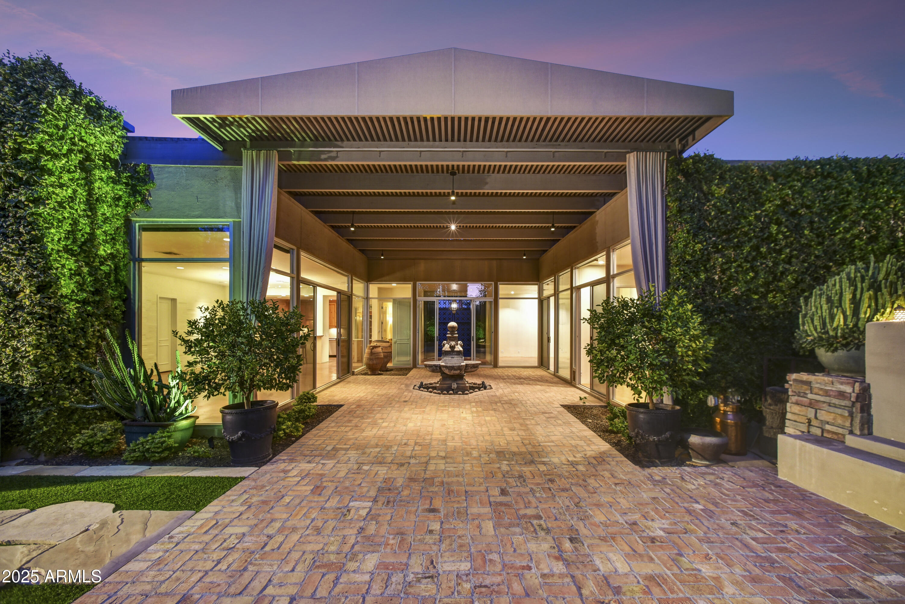 5652 N SCOTTSDALE Road