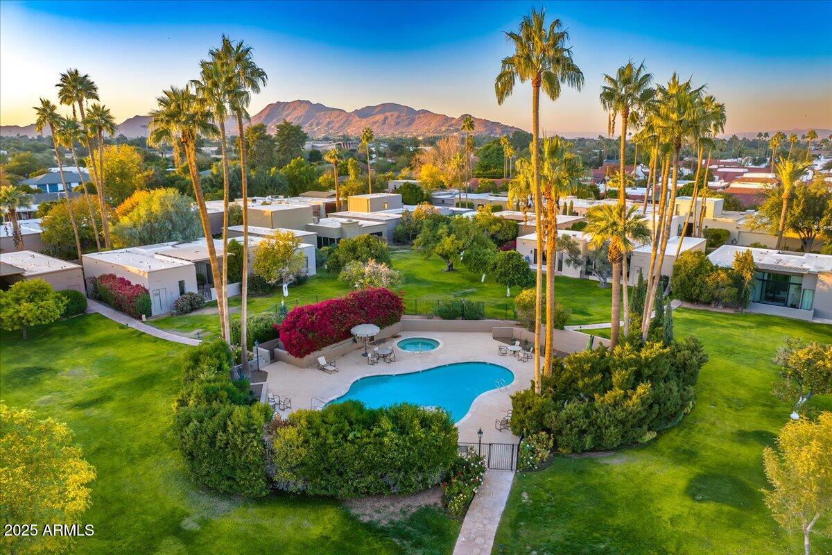 5652 N SCOTTSDALE Road