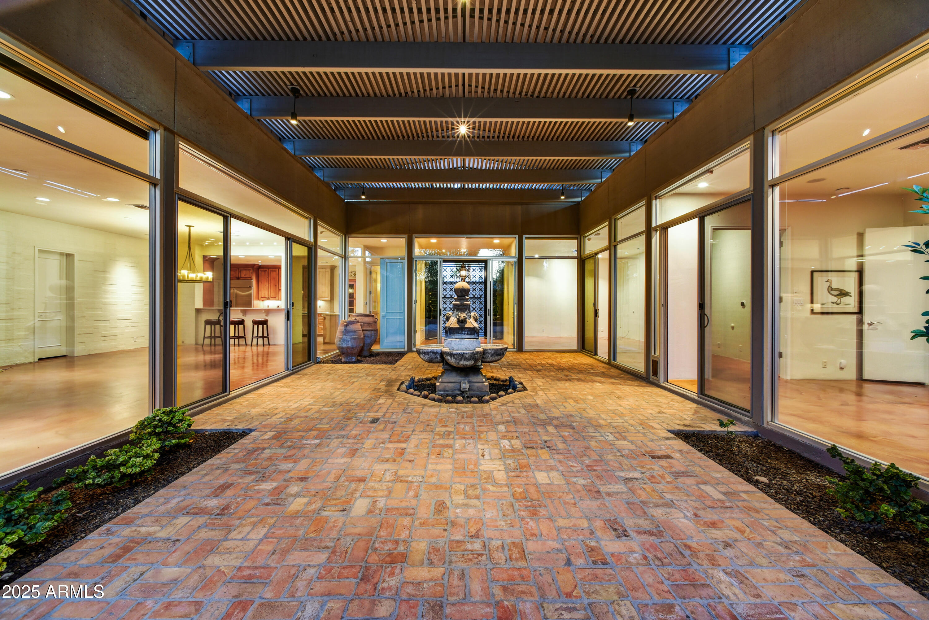 5652 N SCOTTSDALE Road