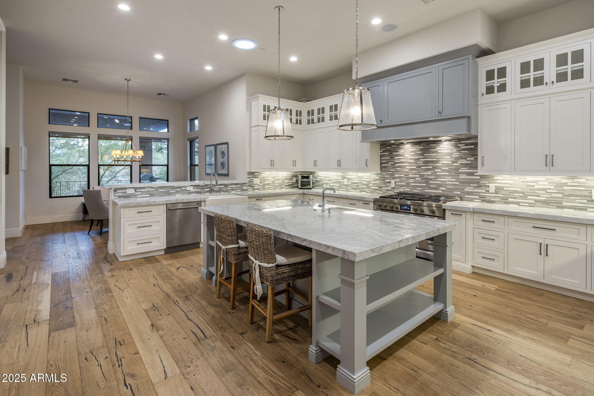 11885 N SUNSET VISTA Drive