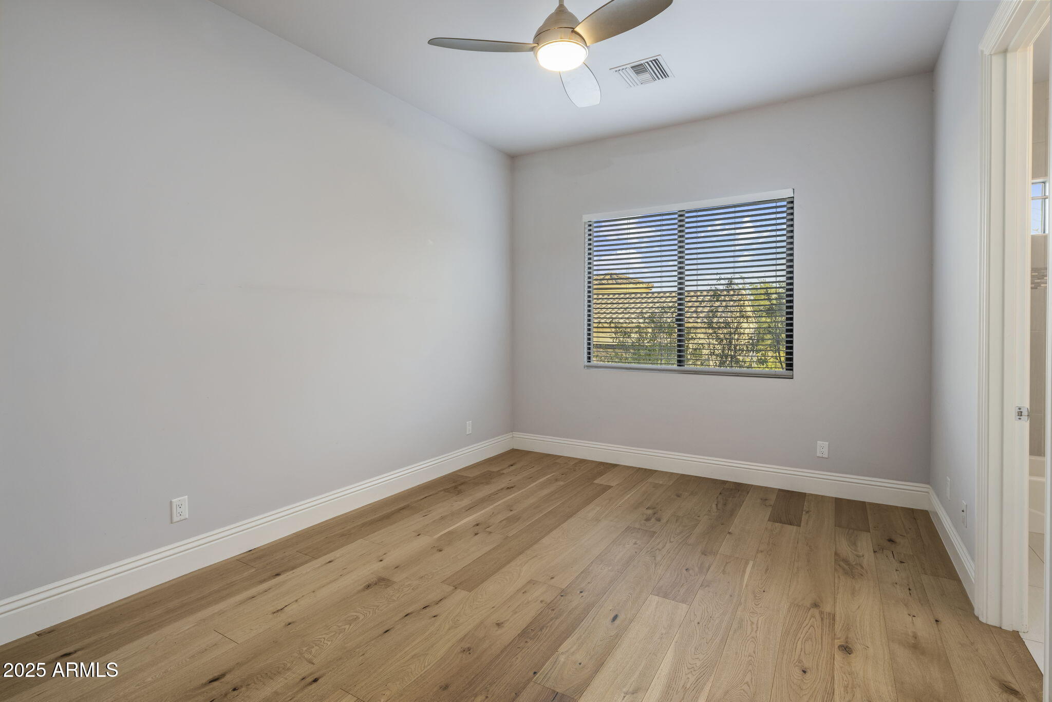 11885 N SUNSET VISTA Drive