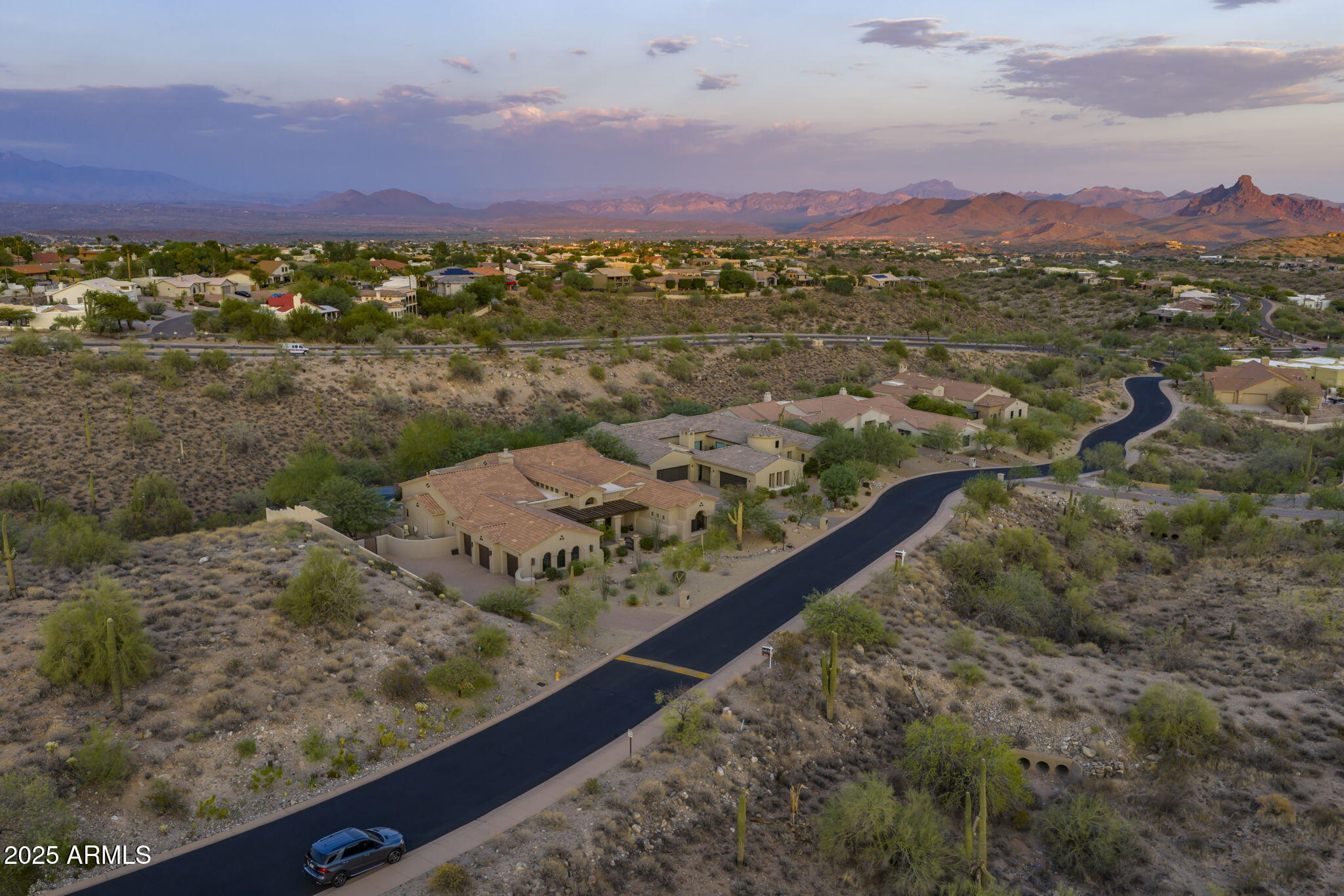 11885 N SUNSET VISTA Drive