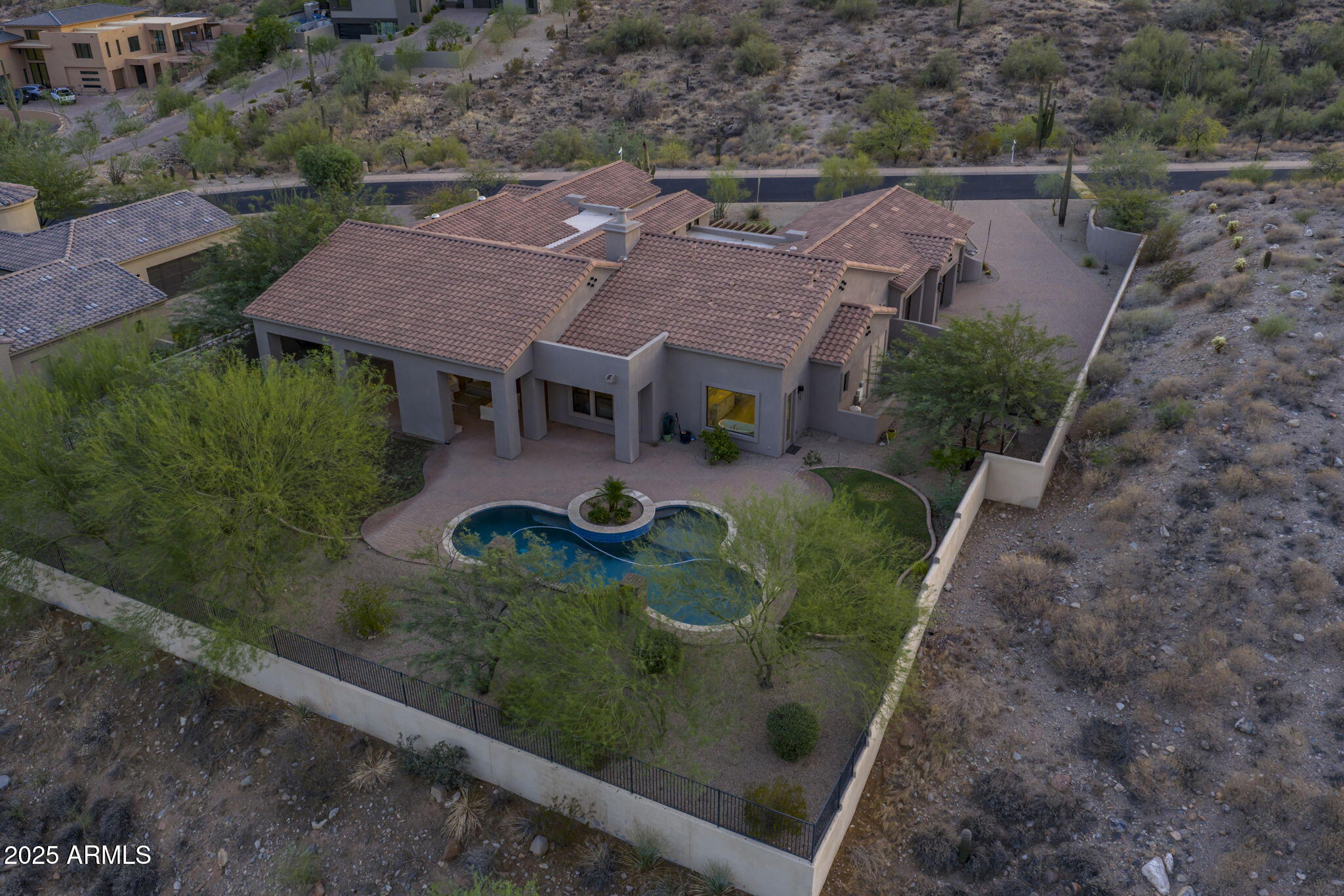 11885 N SUNSET VISTA Drive