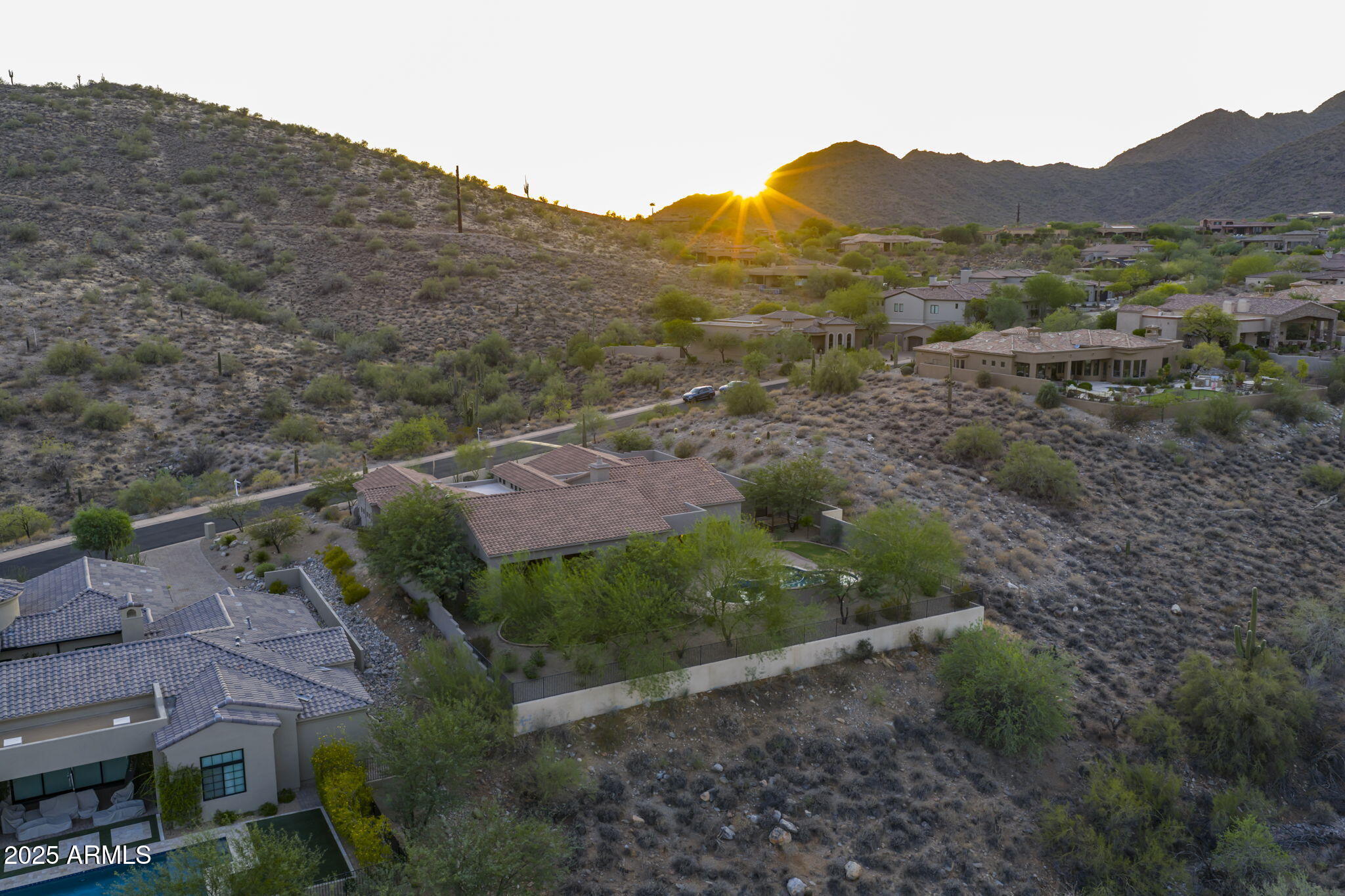 11885 N SUNSET VISTA Drive