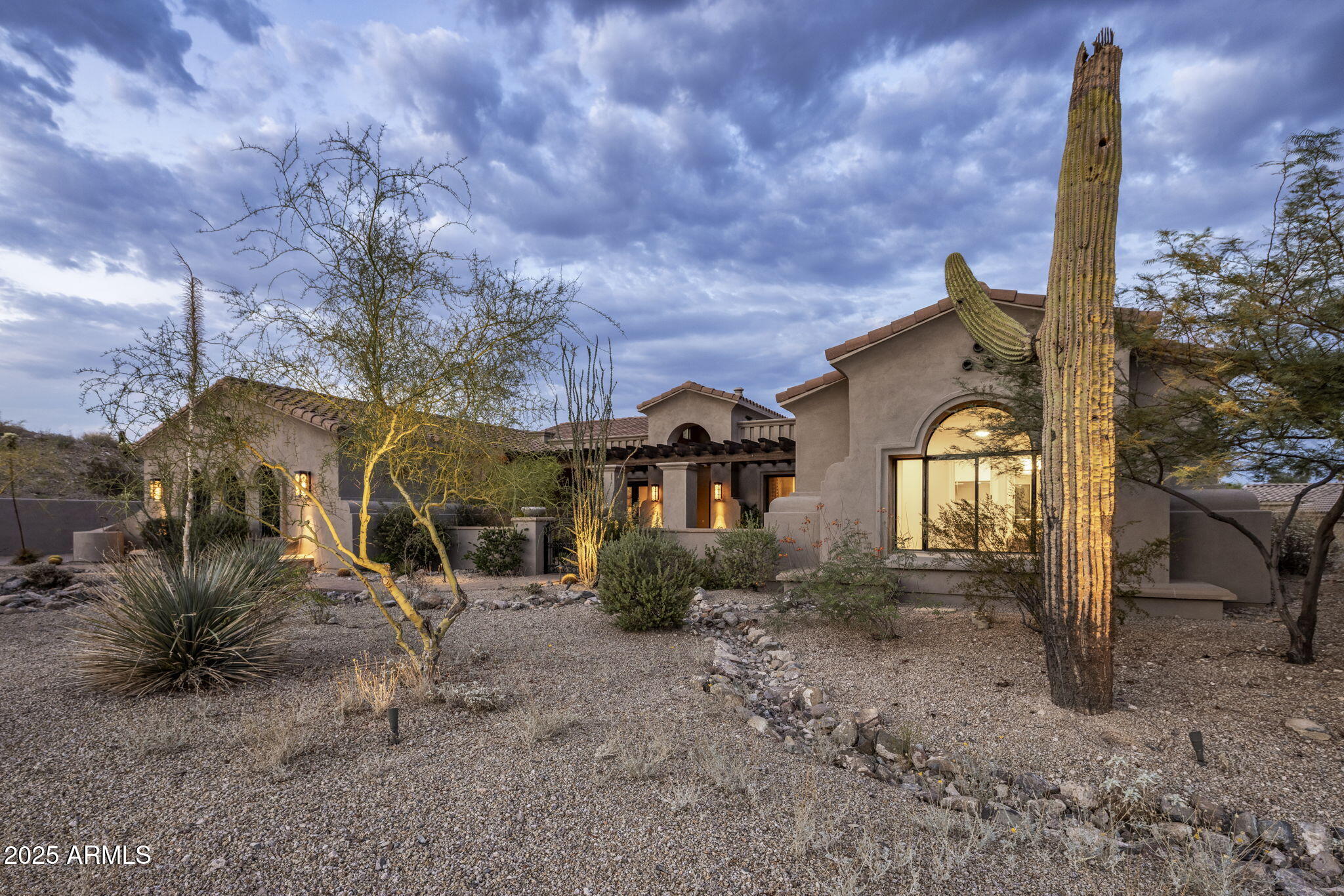 11885 N SUNSET VISTA Drive