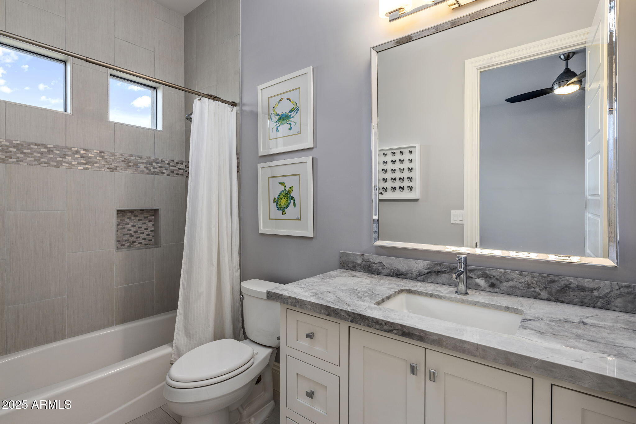 11885 N SUNSET VISTA Drive