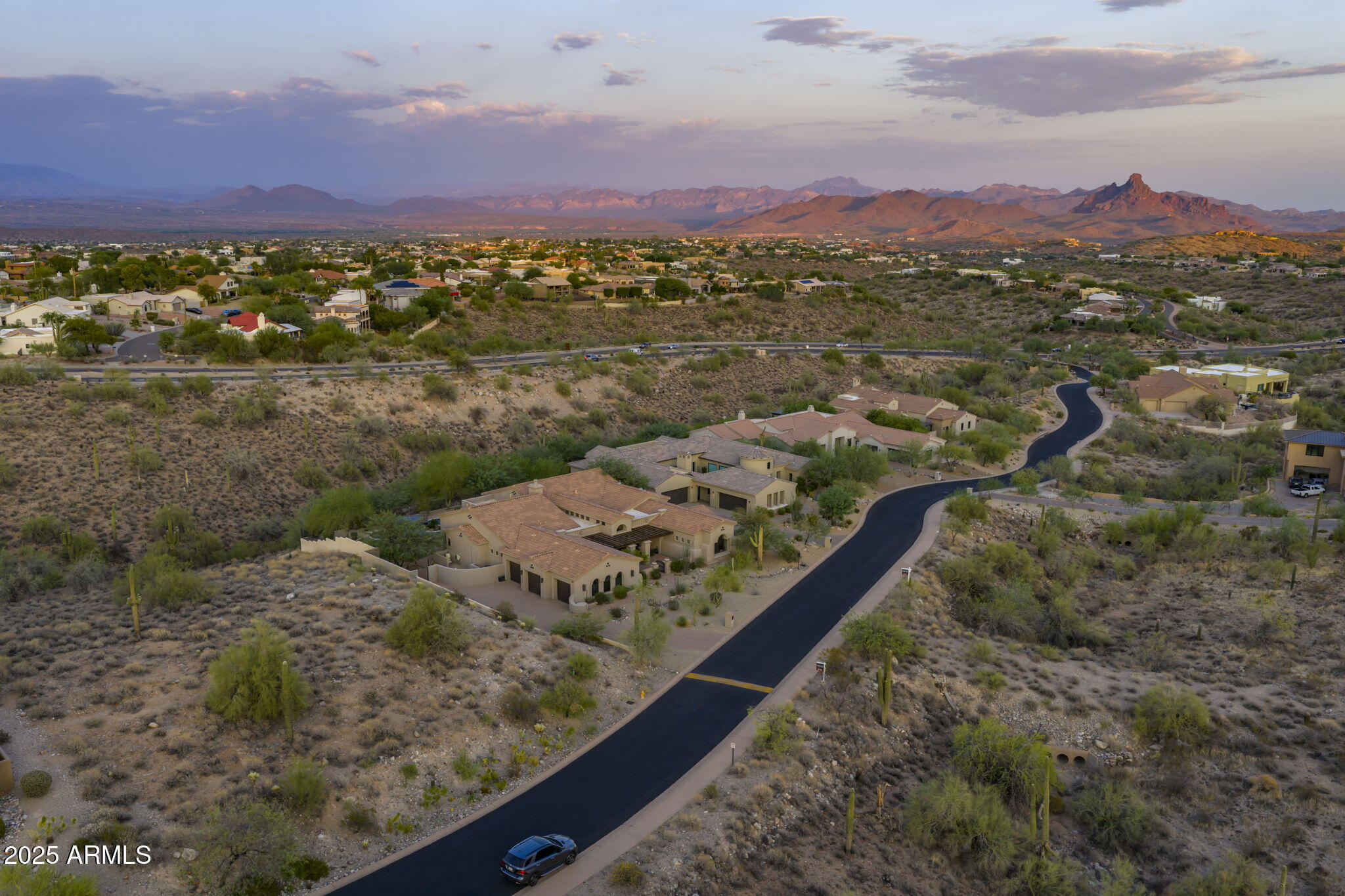 11885 N SUNSET VISTA Drive