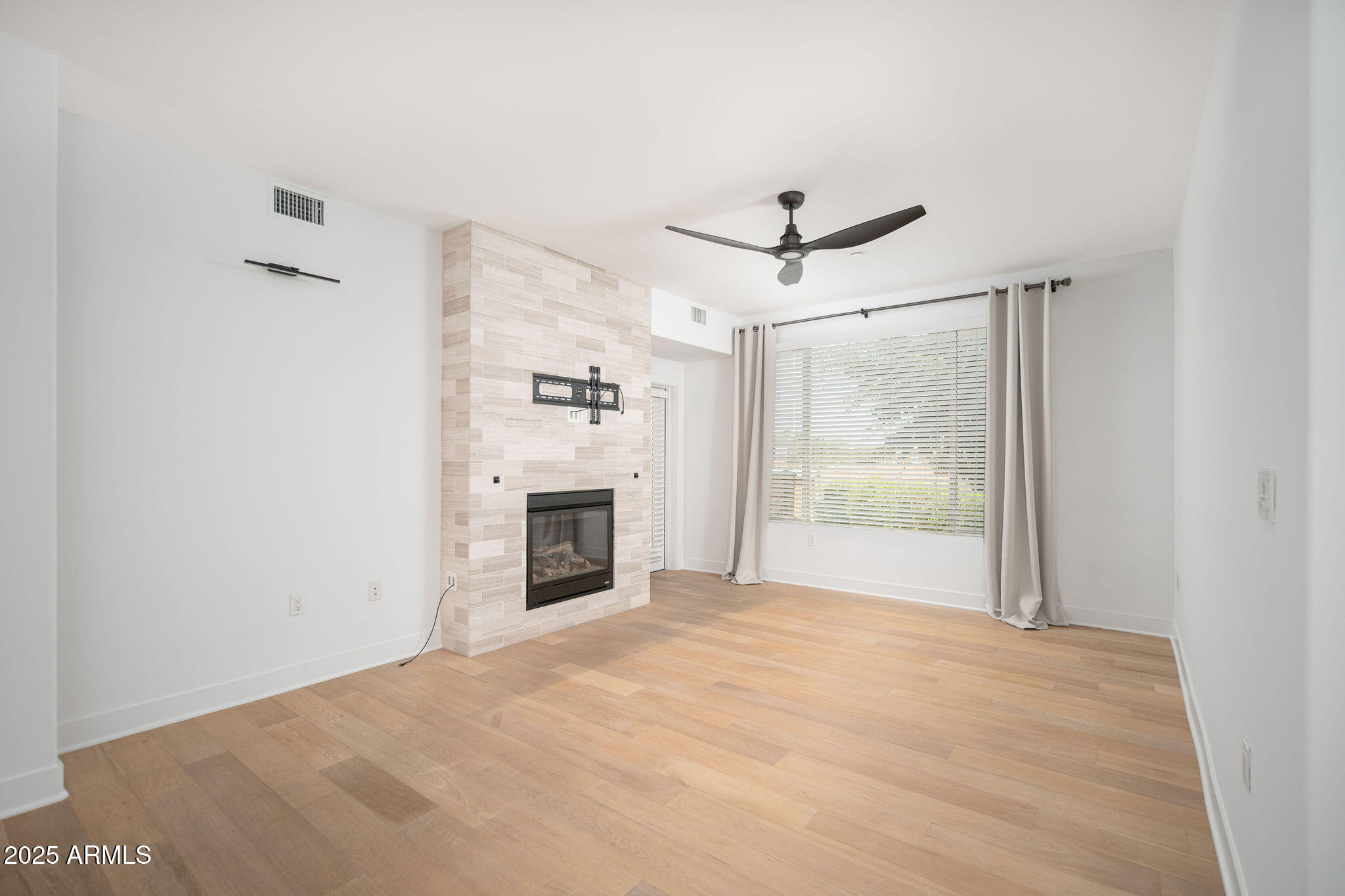 4803 N WOODMERE FAIRWAY, 1008