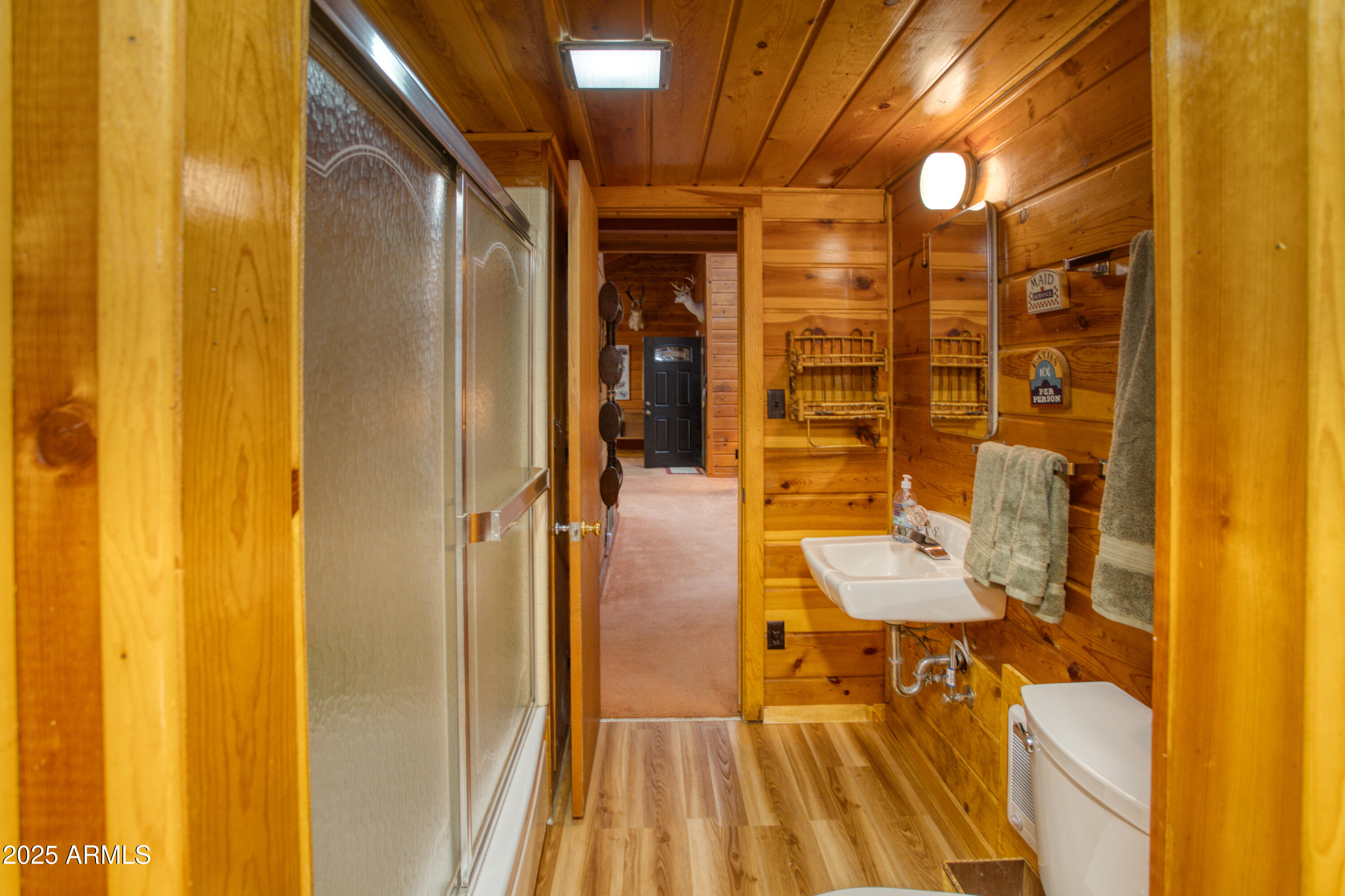 3547 Woodpecker Lane