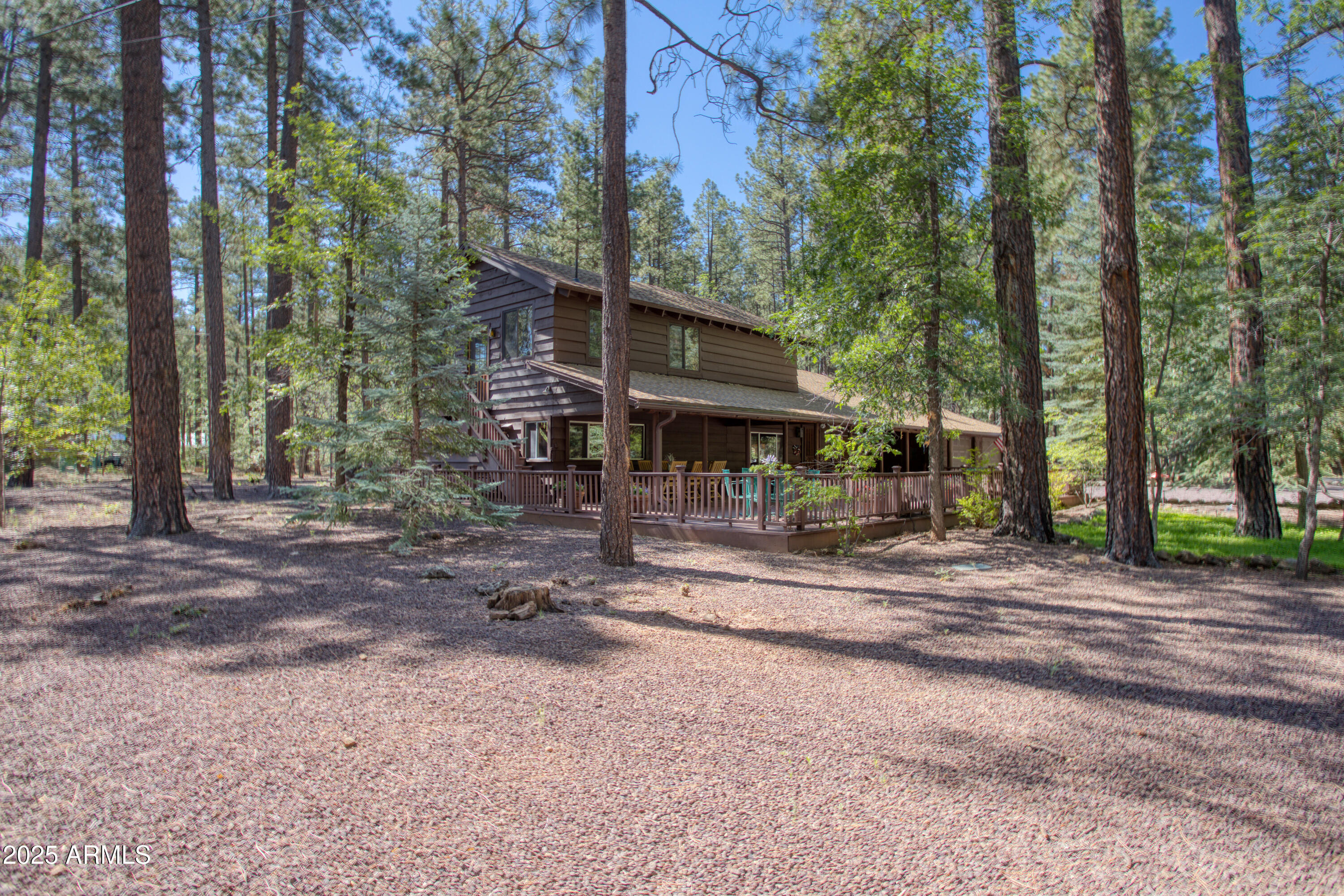 3547 Woodpecker Lane