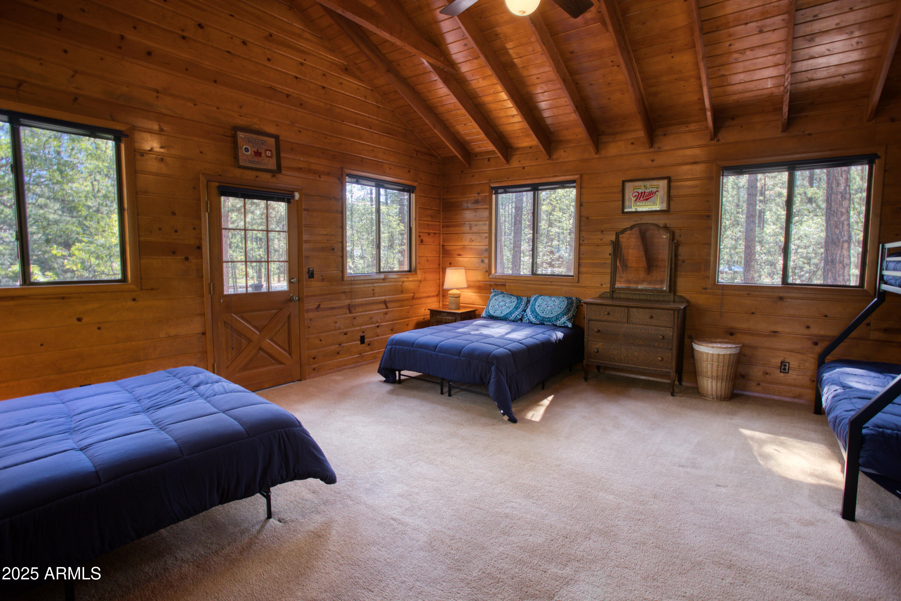 3547 Woodpecker Lane