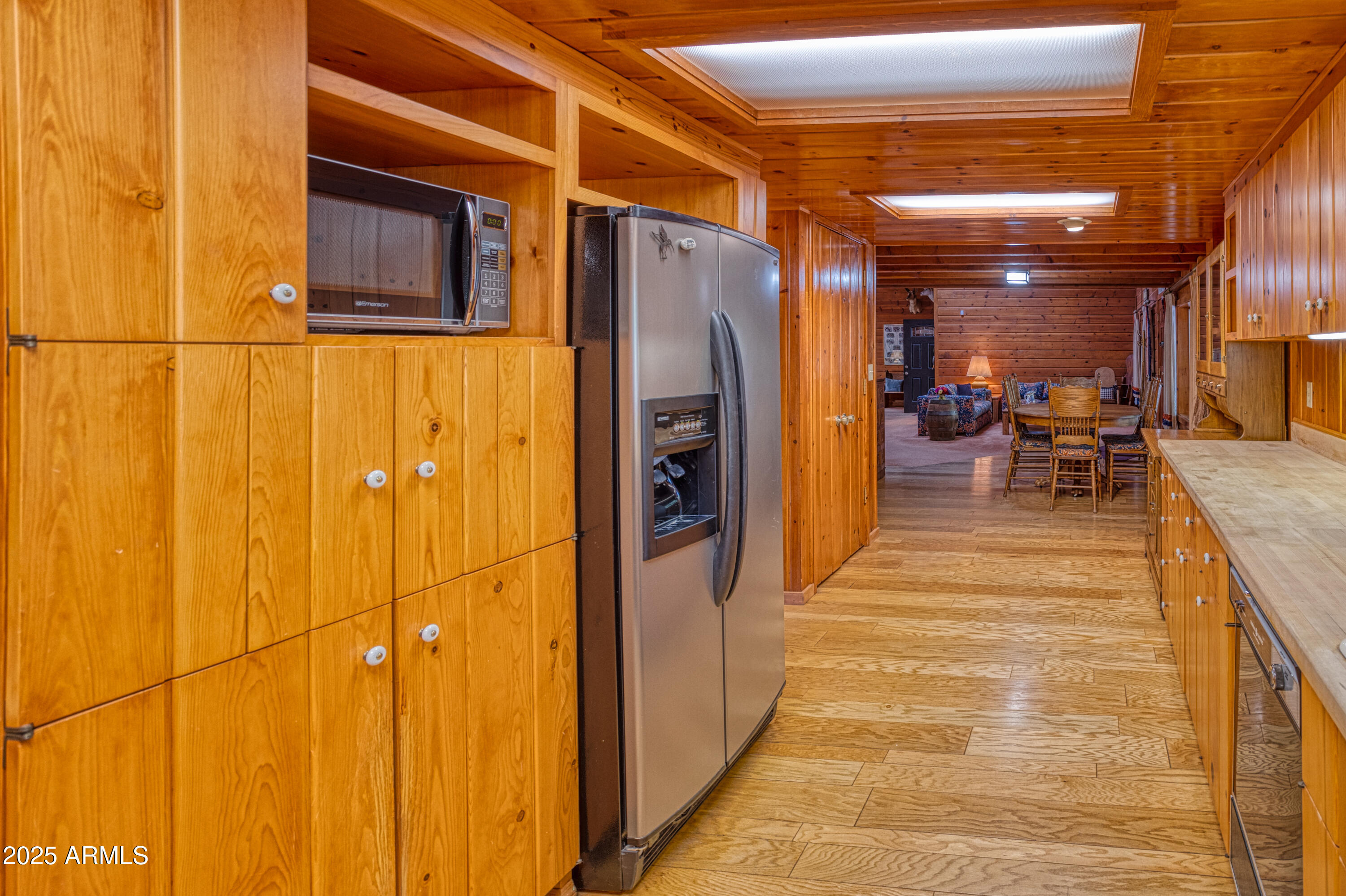 3547 Woodpecker Lane