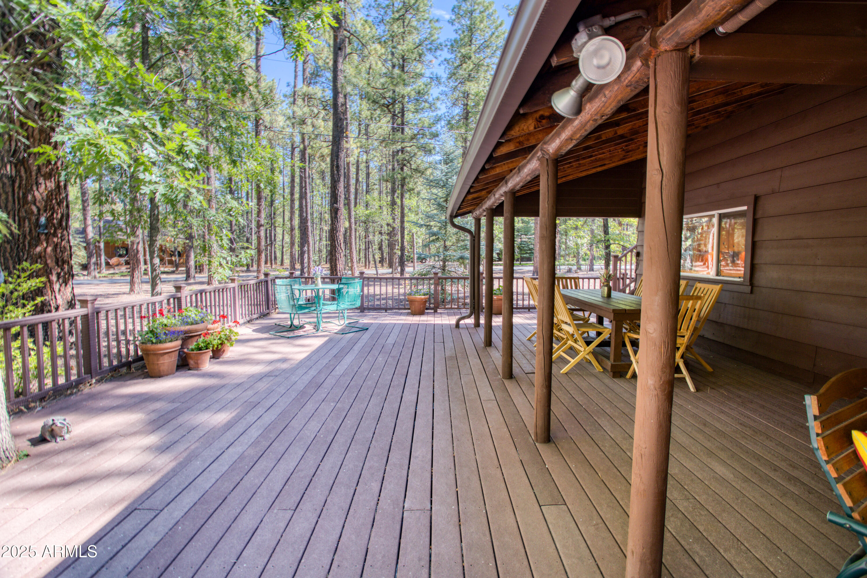 3547 Woodpecker Lane