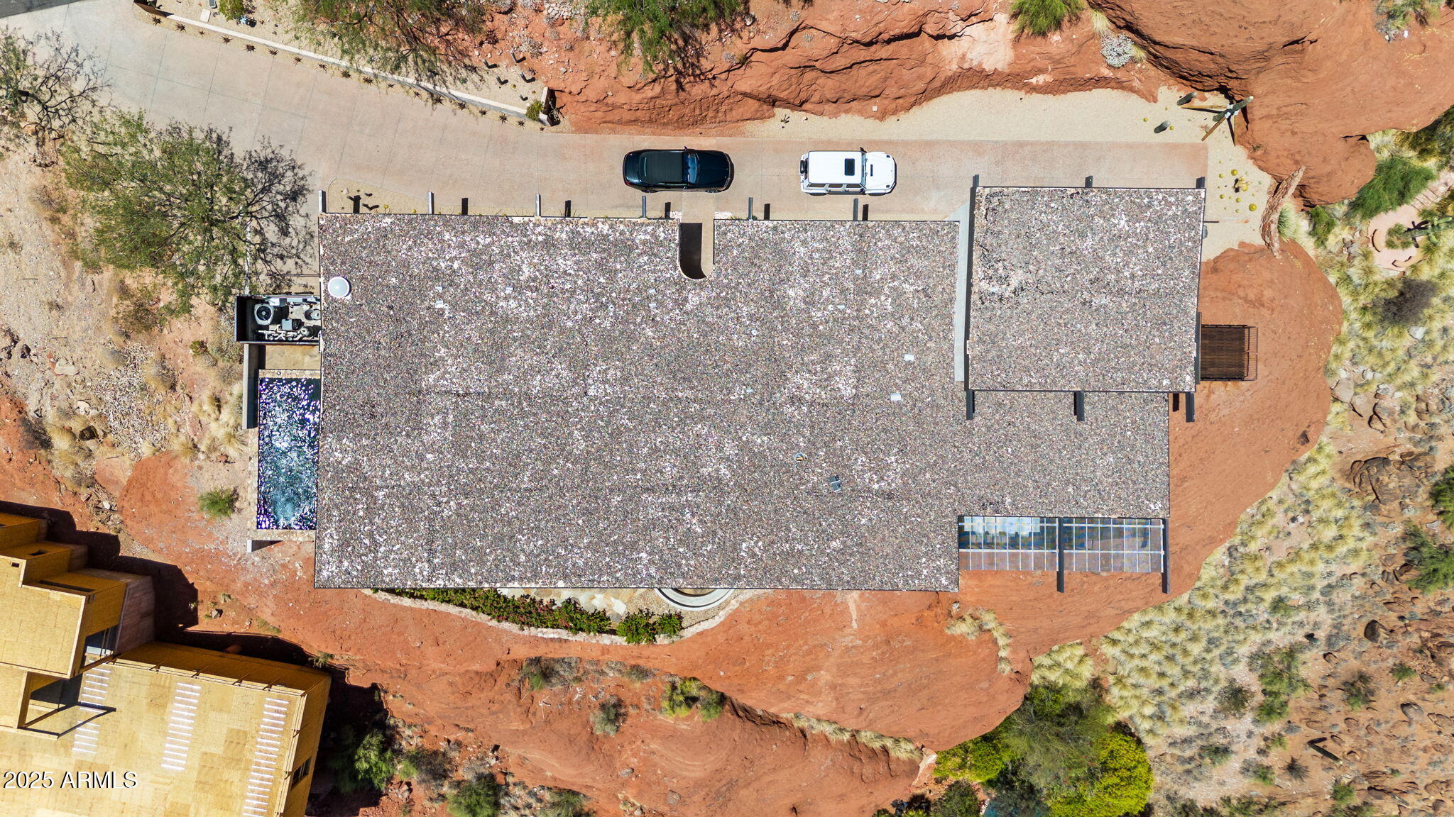 4925 E RED ROCK Drive, 43