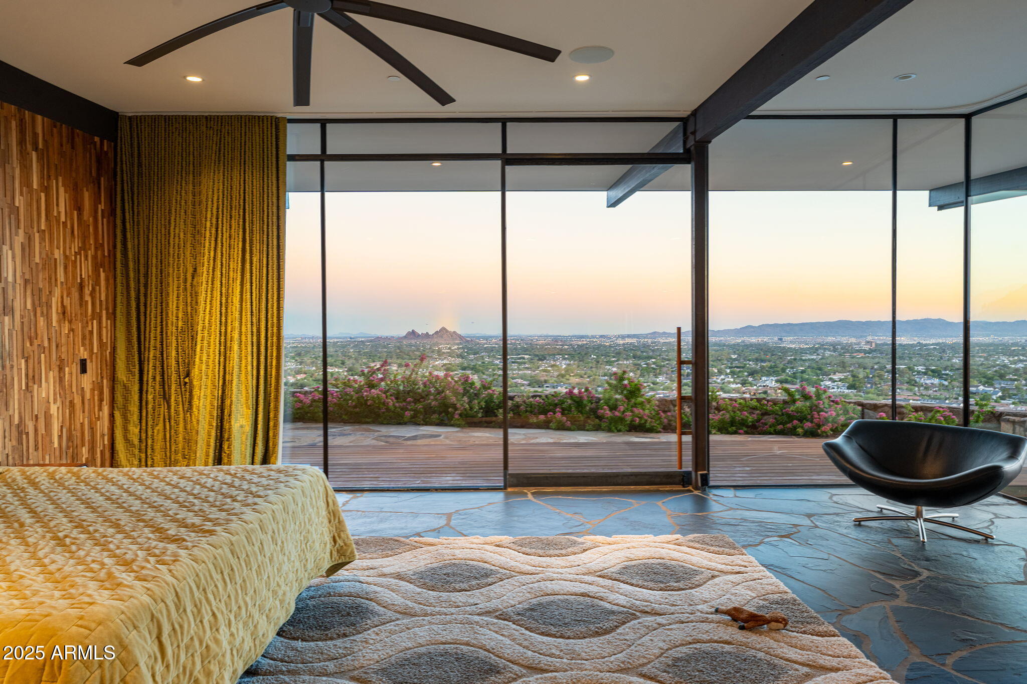 4925 E RED ROCK Drive, 43