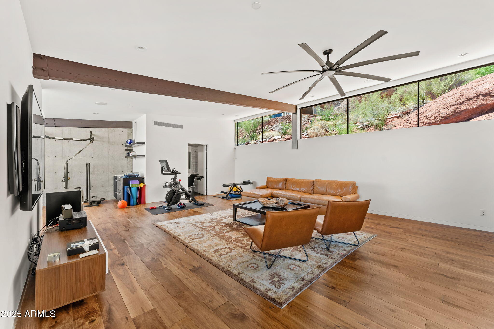 4925 E RED ROCK Drive, 43