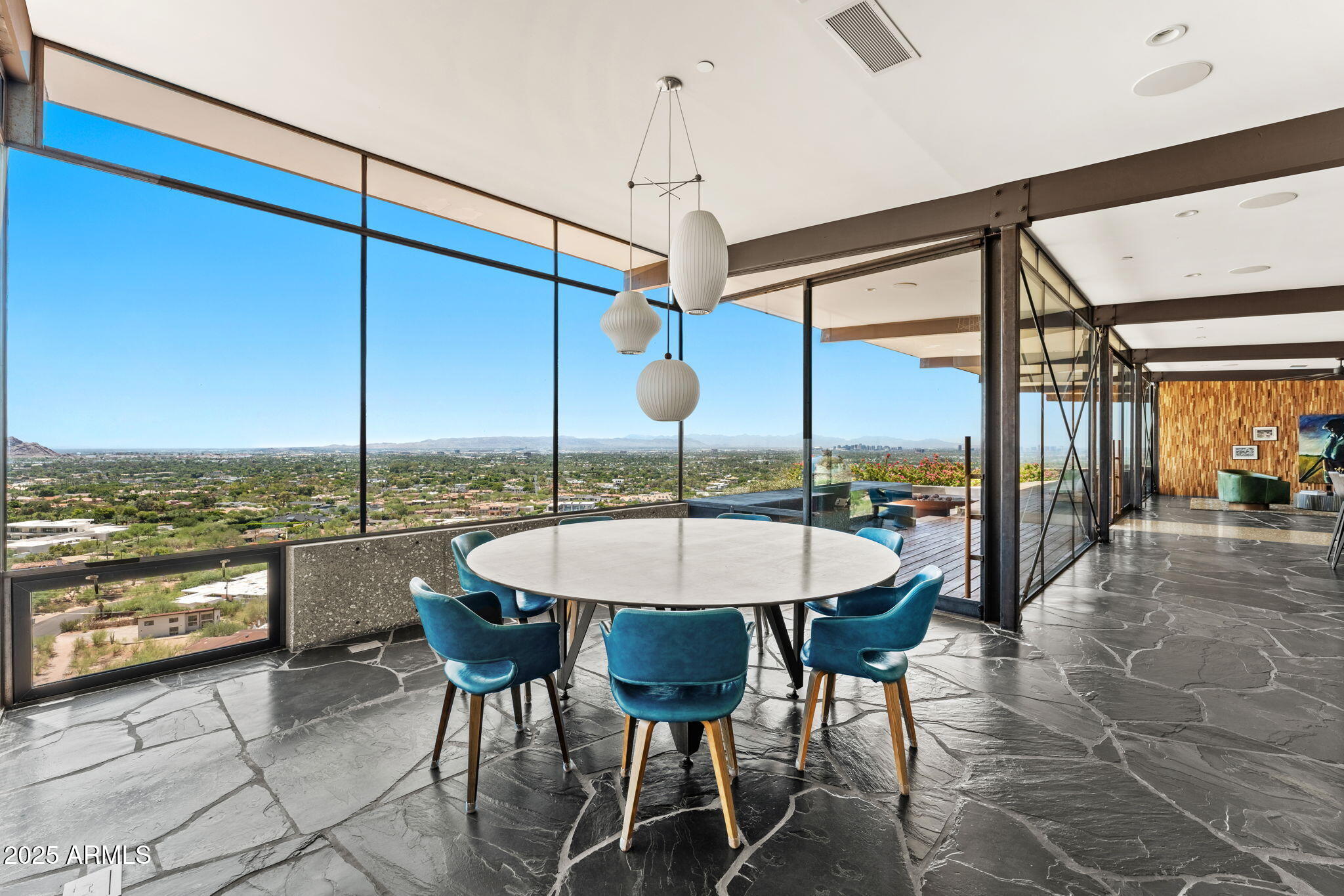 4925 E RED ROCK Drive, 43