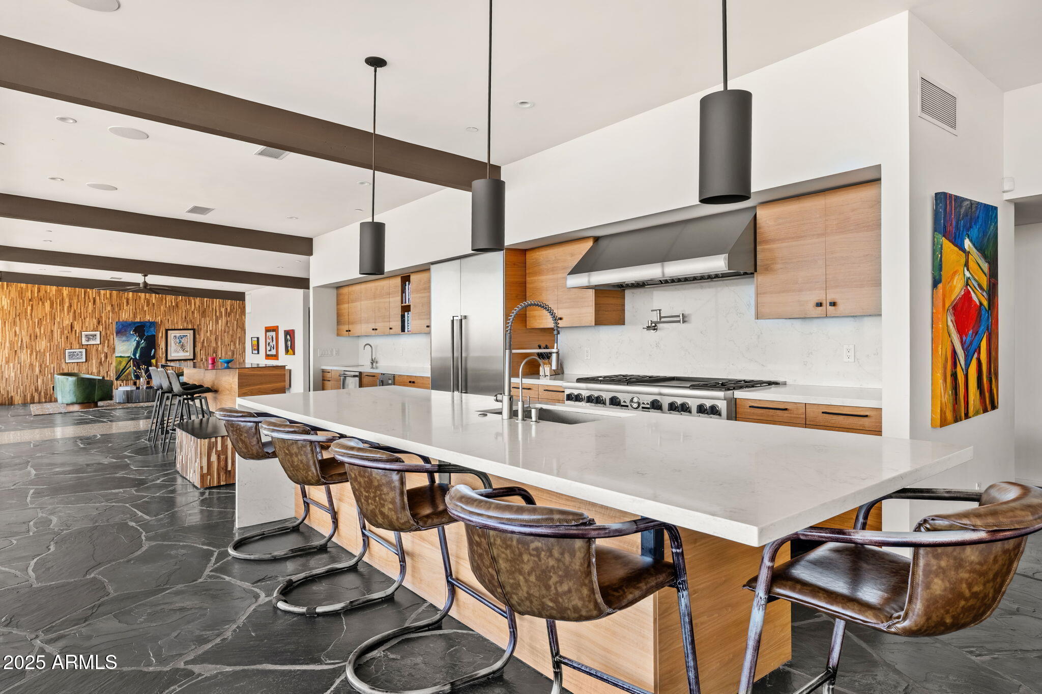 4925 E RED ROCK Drive, 43