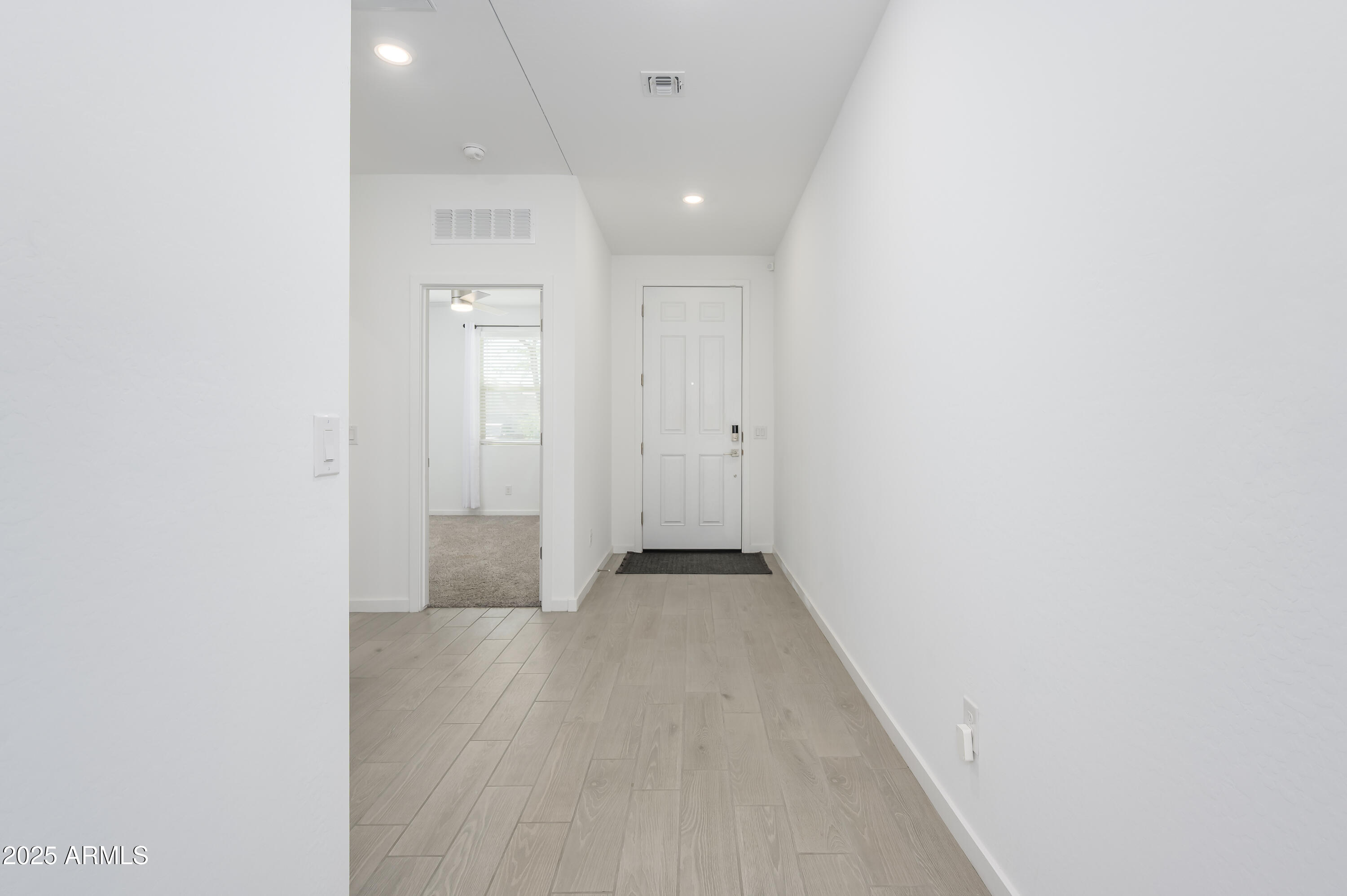 4402 W STICKLEAF Way