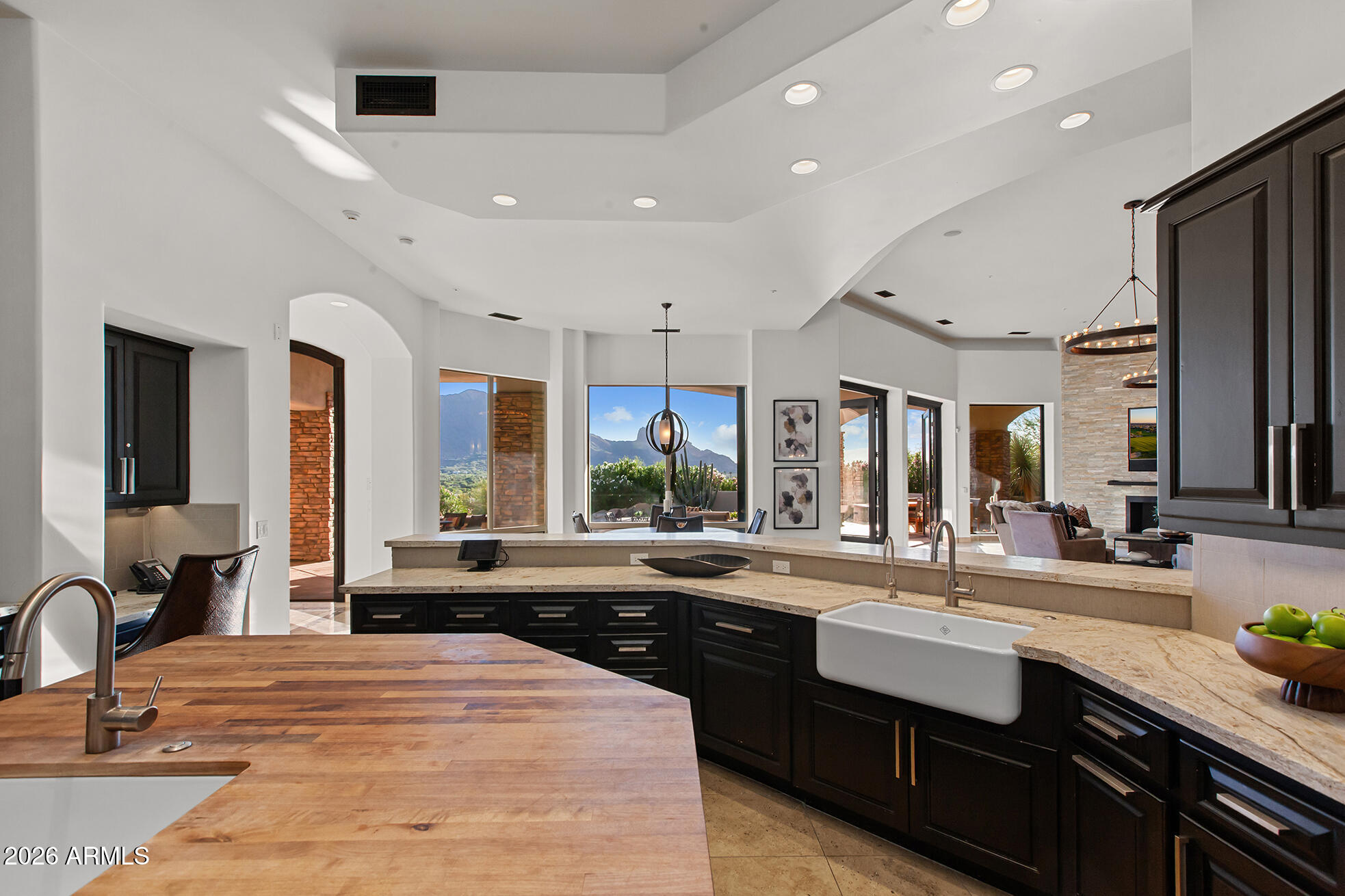 6207 E INDIAN BEND Road