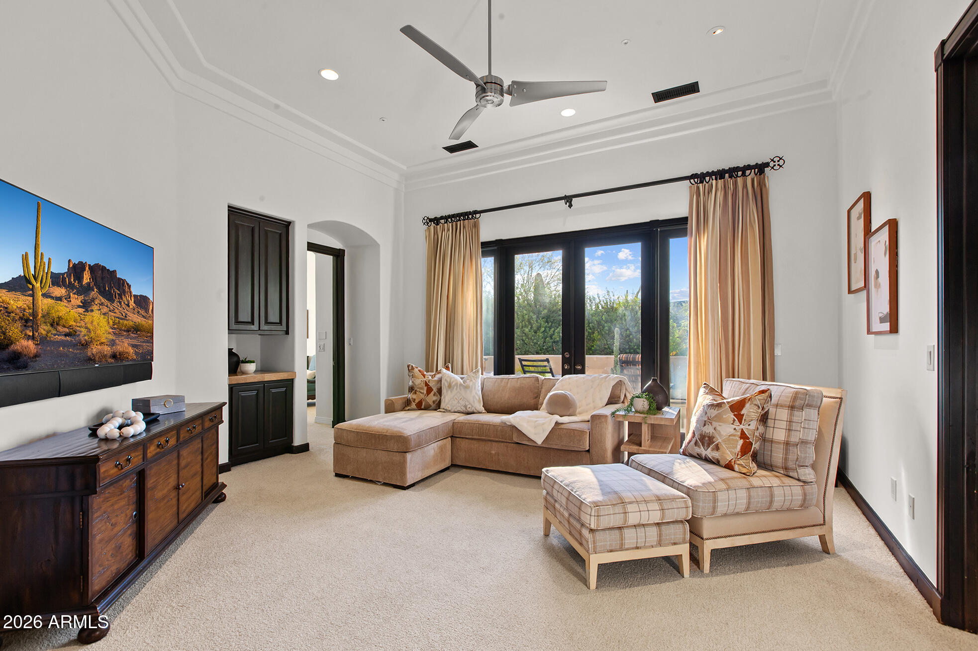 6207 E INDIAN BEND Road