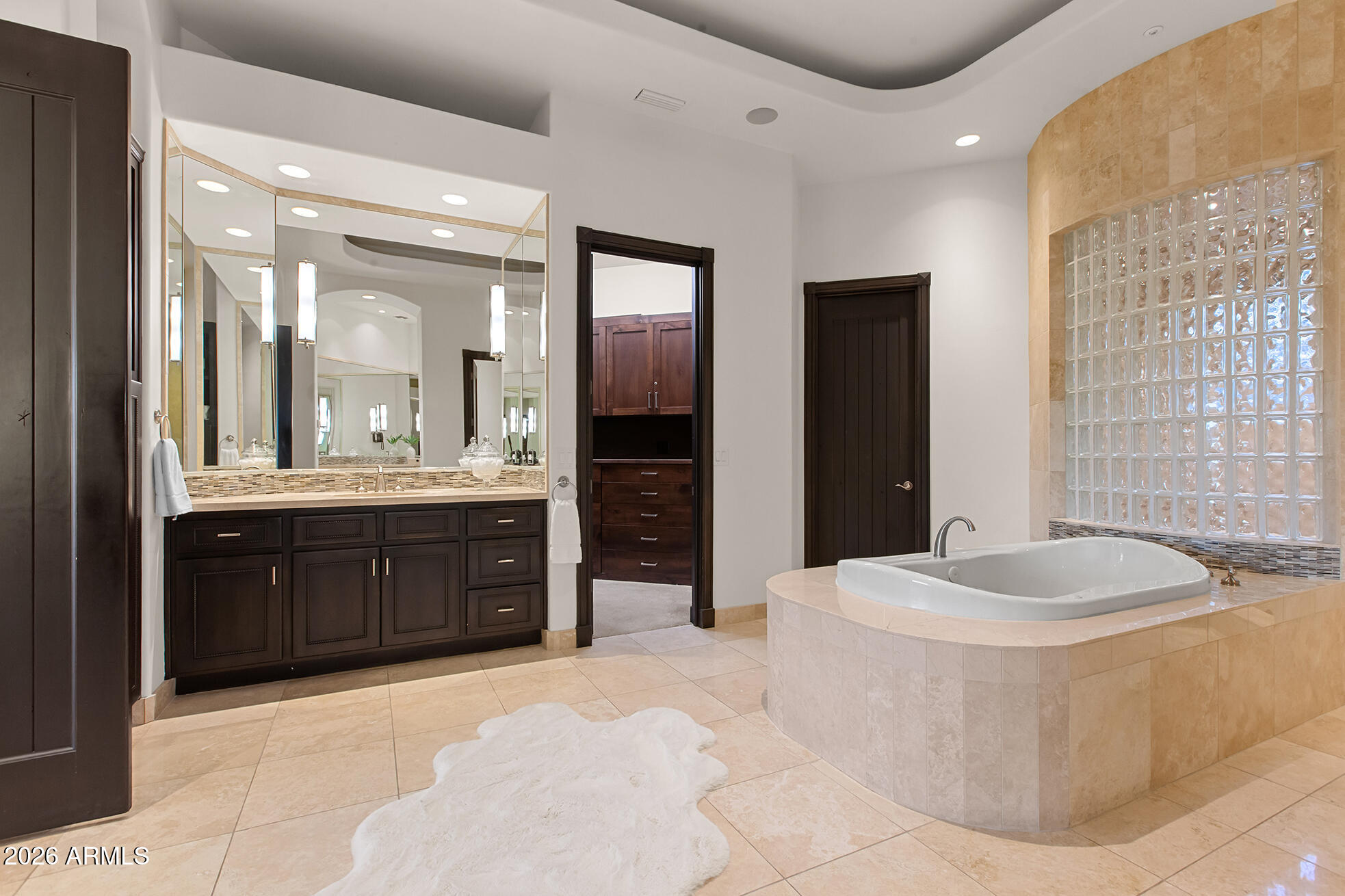 6207 E INDIAN BEND Road