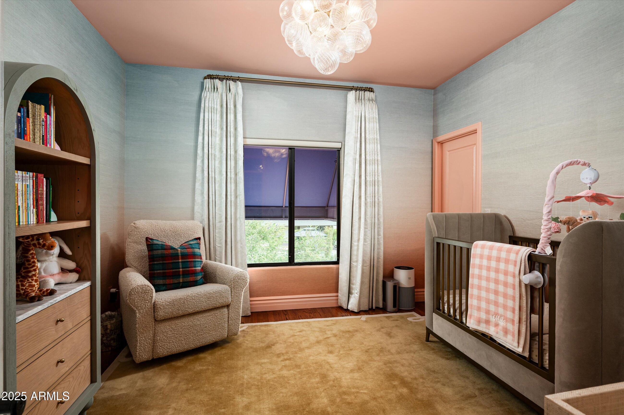 17 W SIERRA VISTA Drive