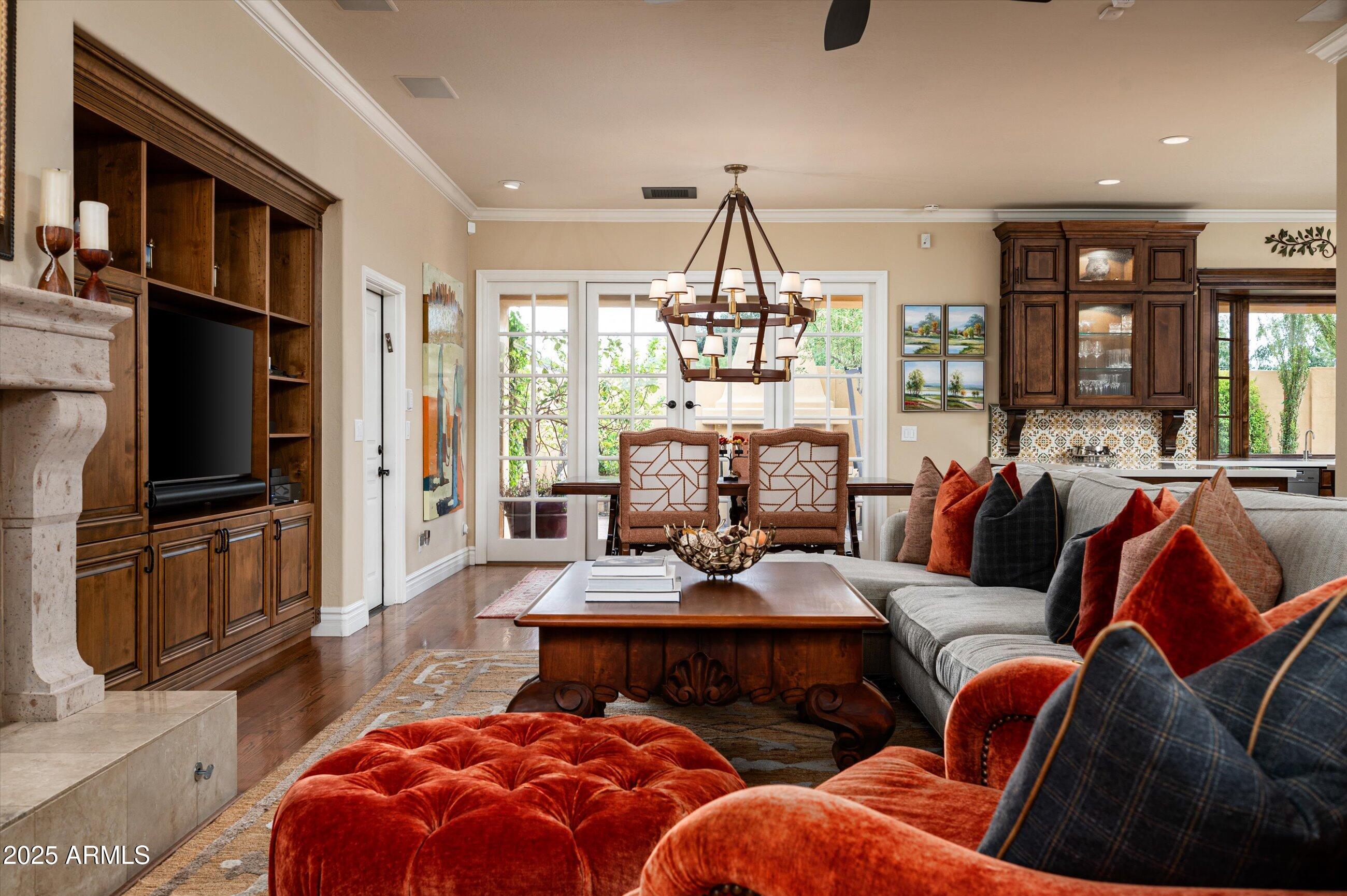 17 W SIERRA VISTA Drive