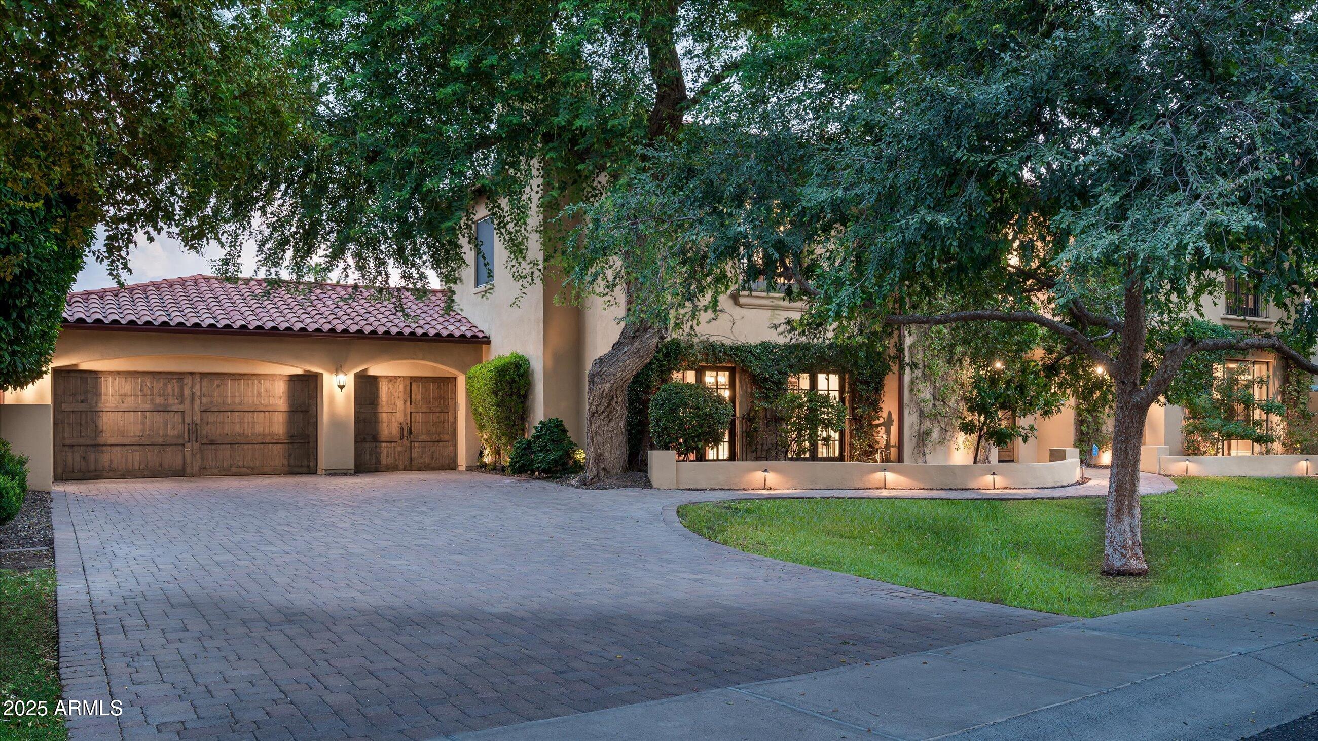 17 W SIERRA VISTA Drive