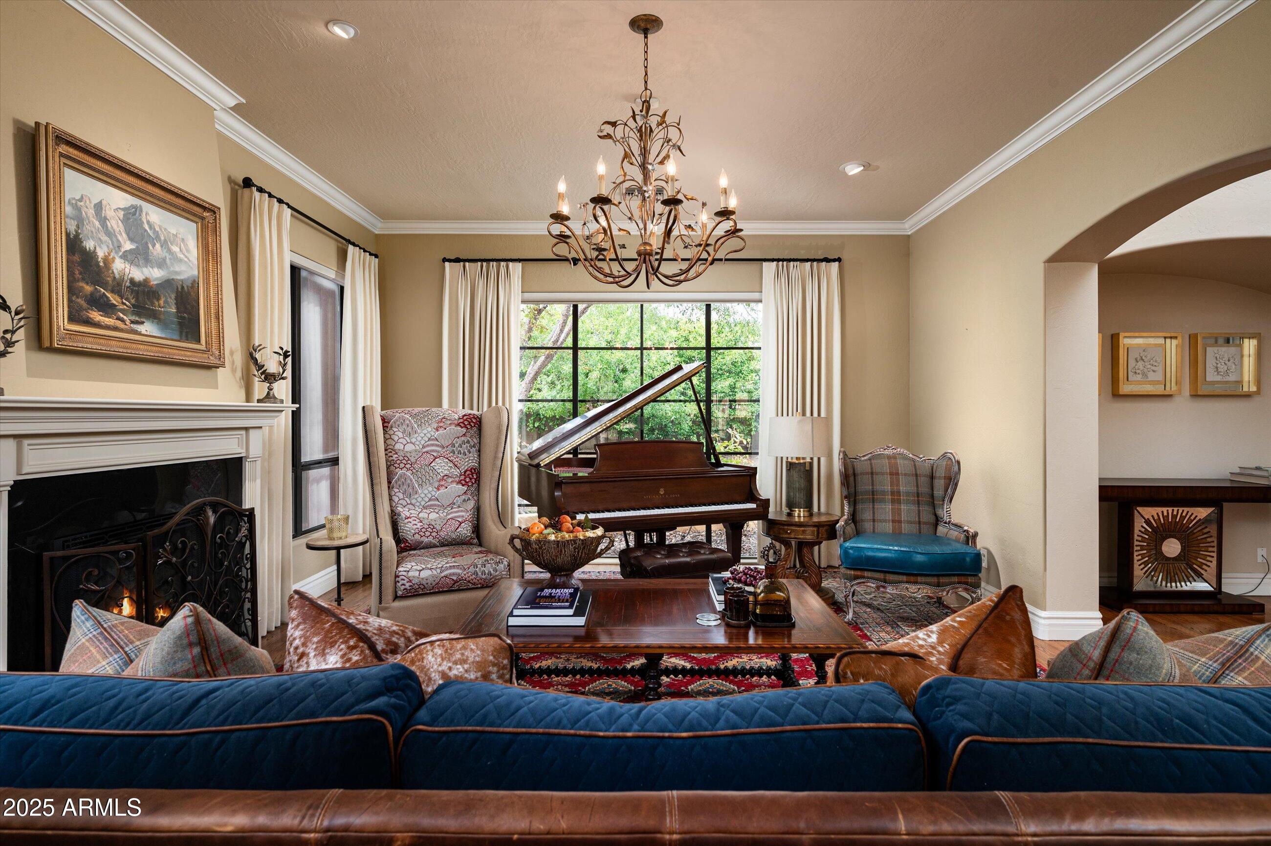 17 W SIERRA VISTA Drive