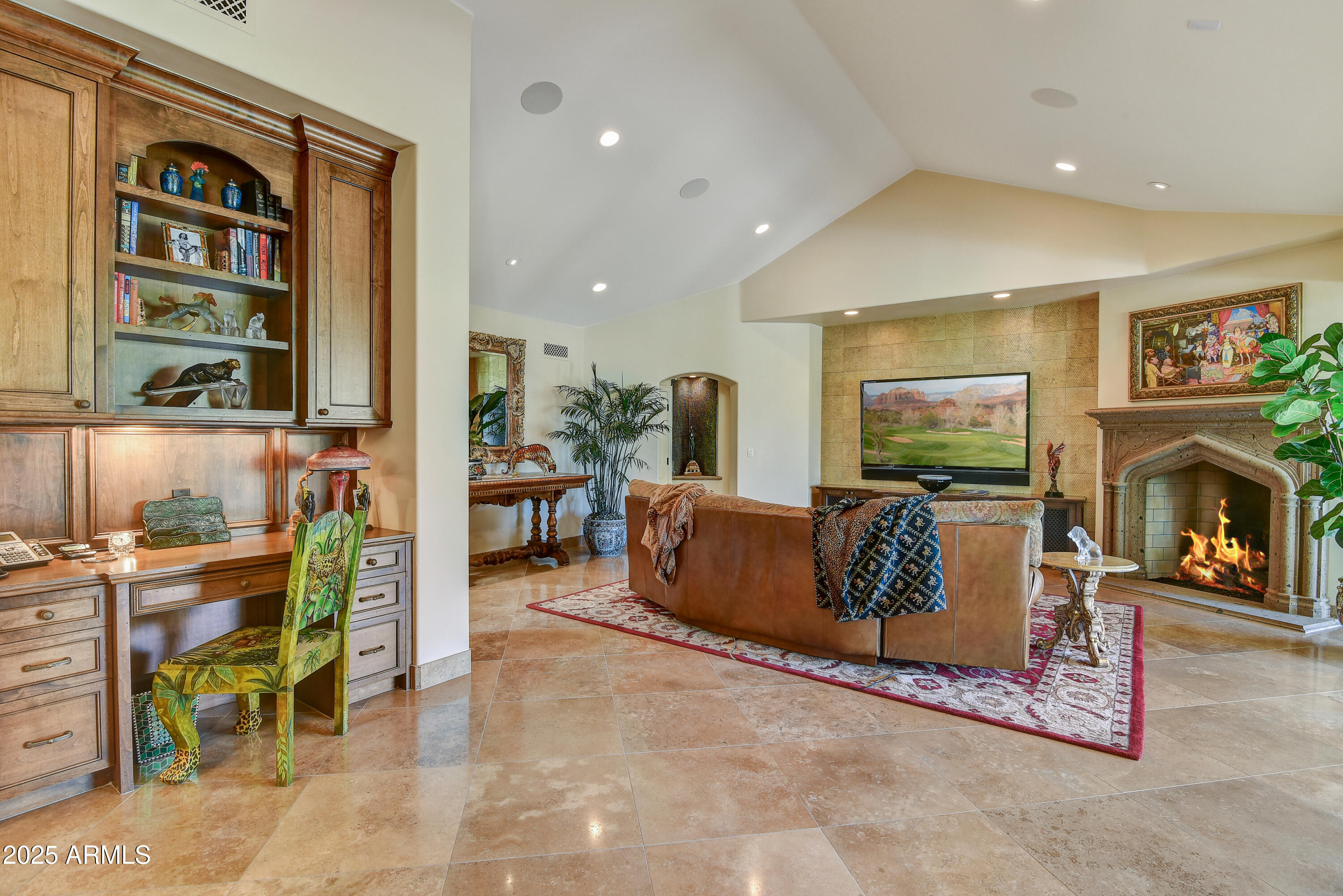 5747 E CABALLO Drive