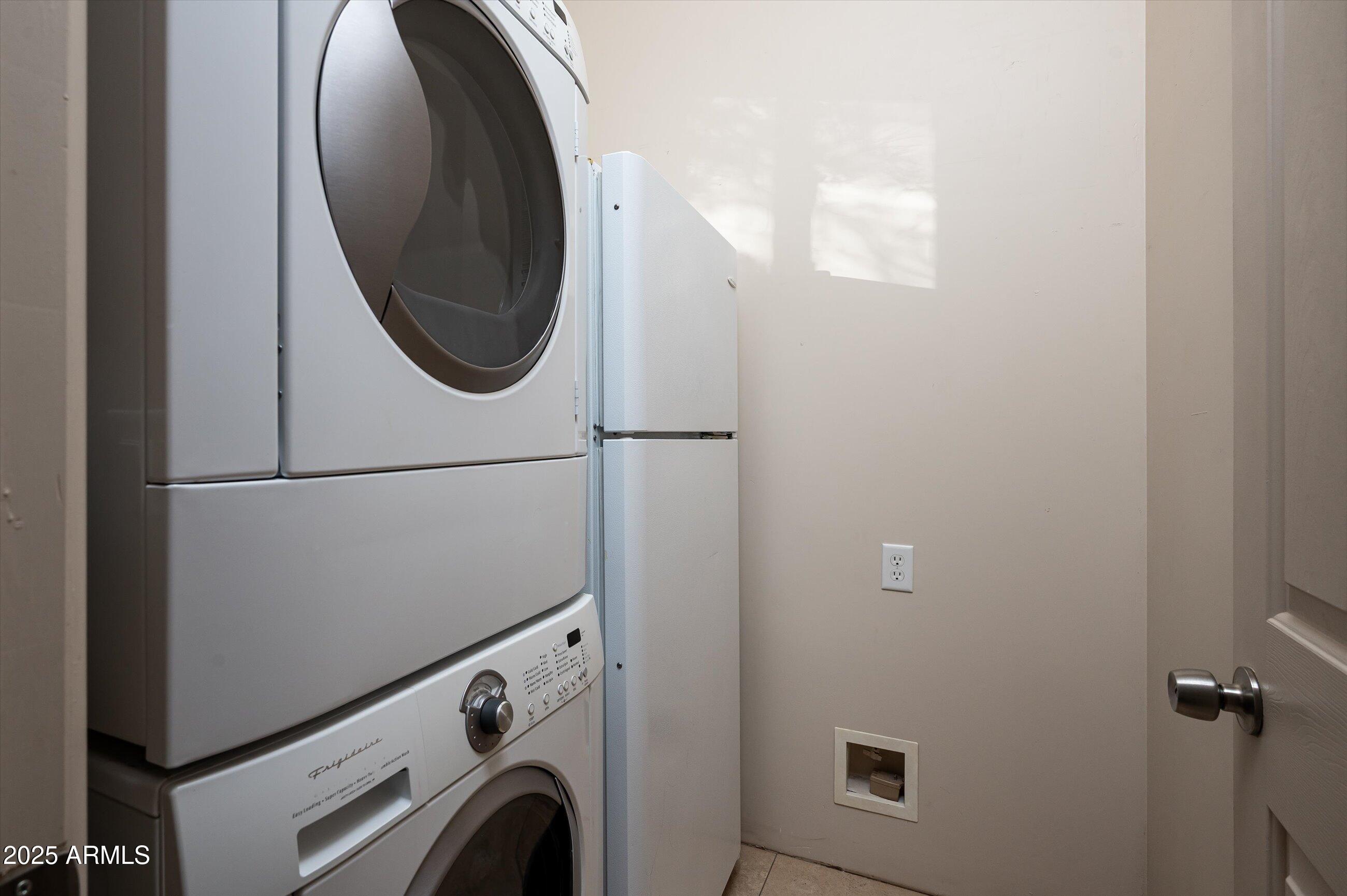 7025 E ASHLER HILLS Drive