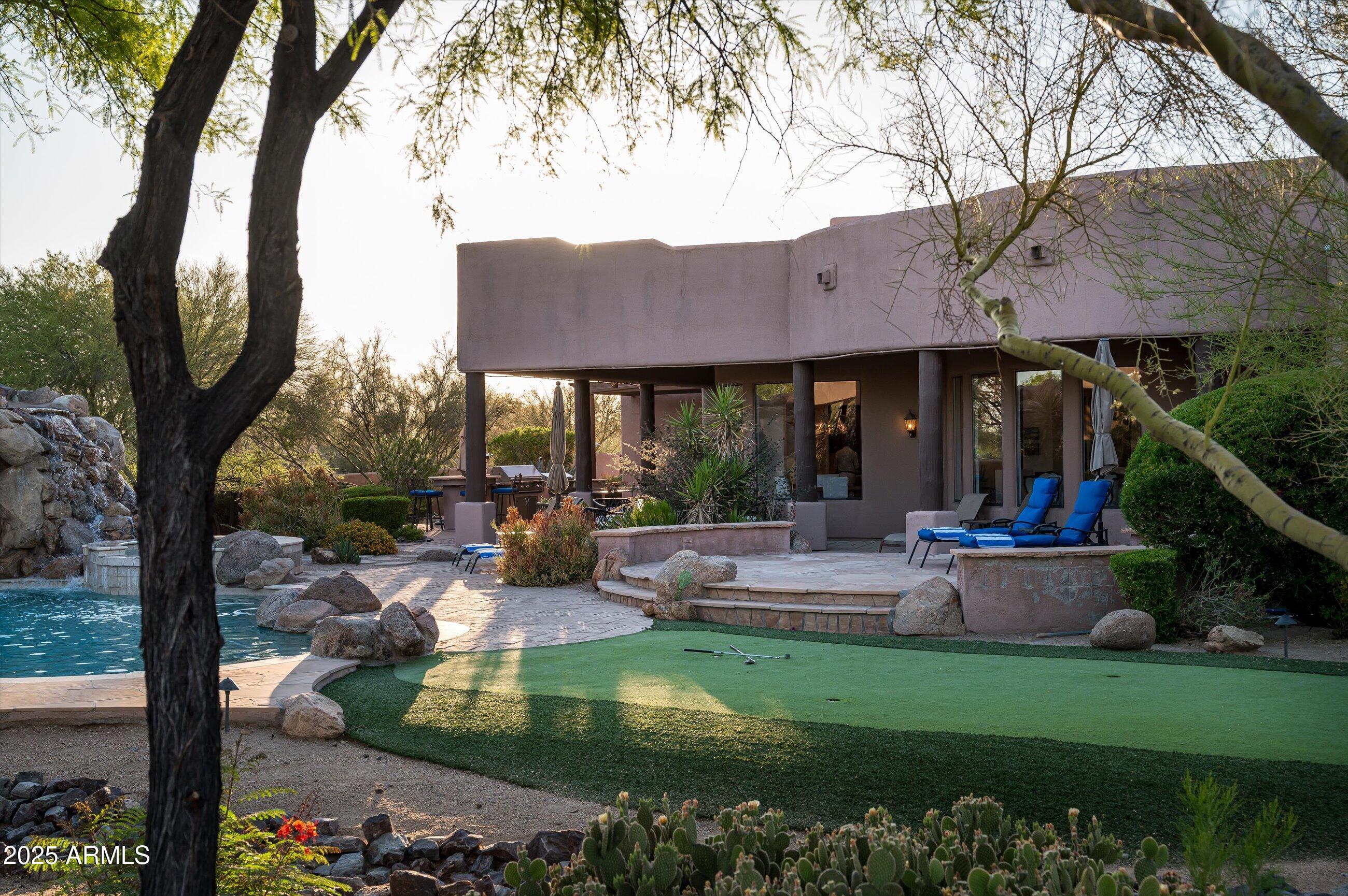 7025 E ASHLER HILLS Drive