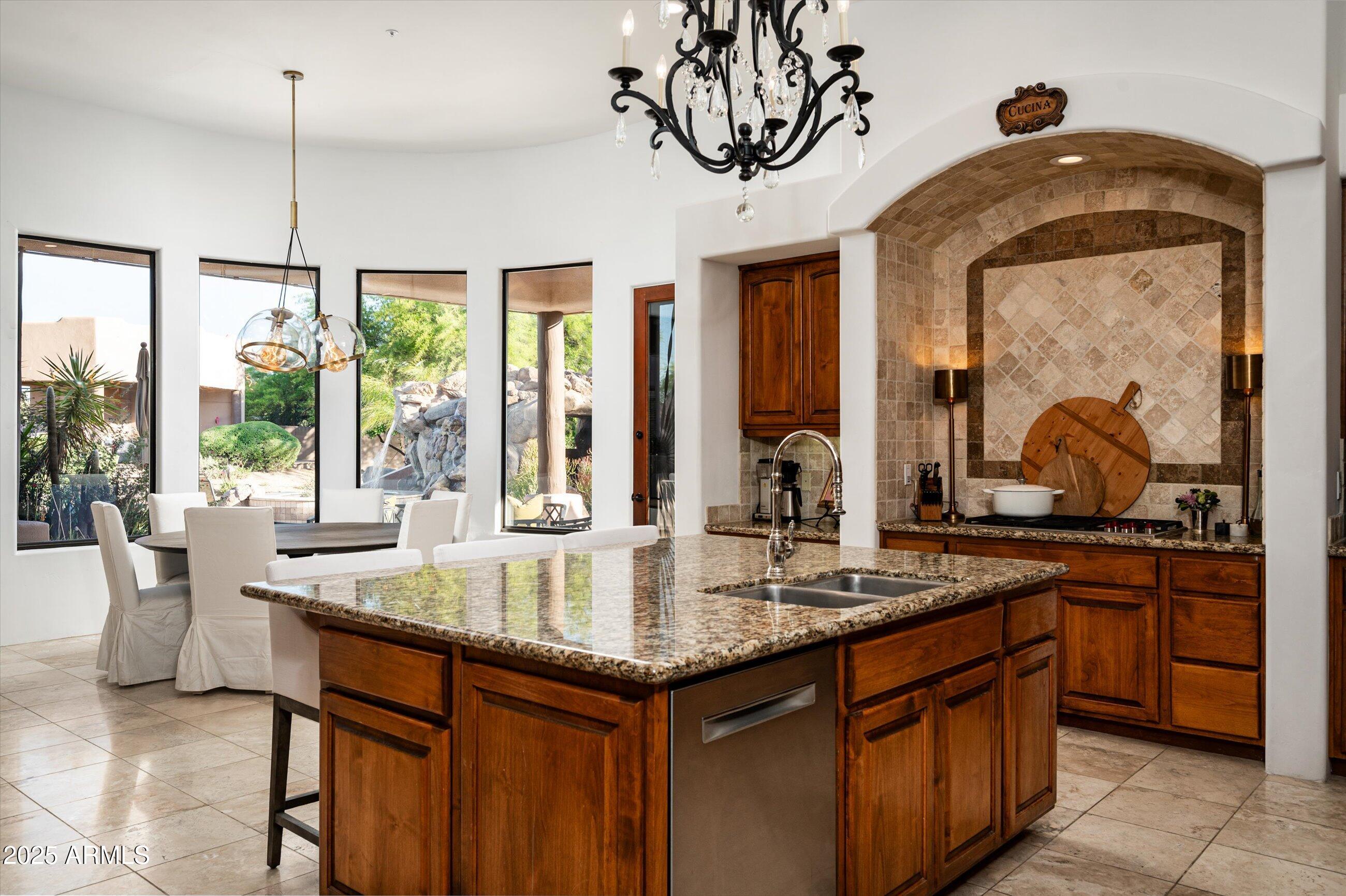 7025 E ASHLER HILLS Drive