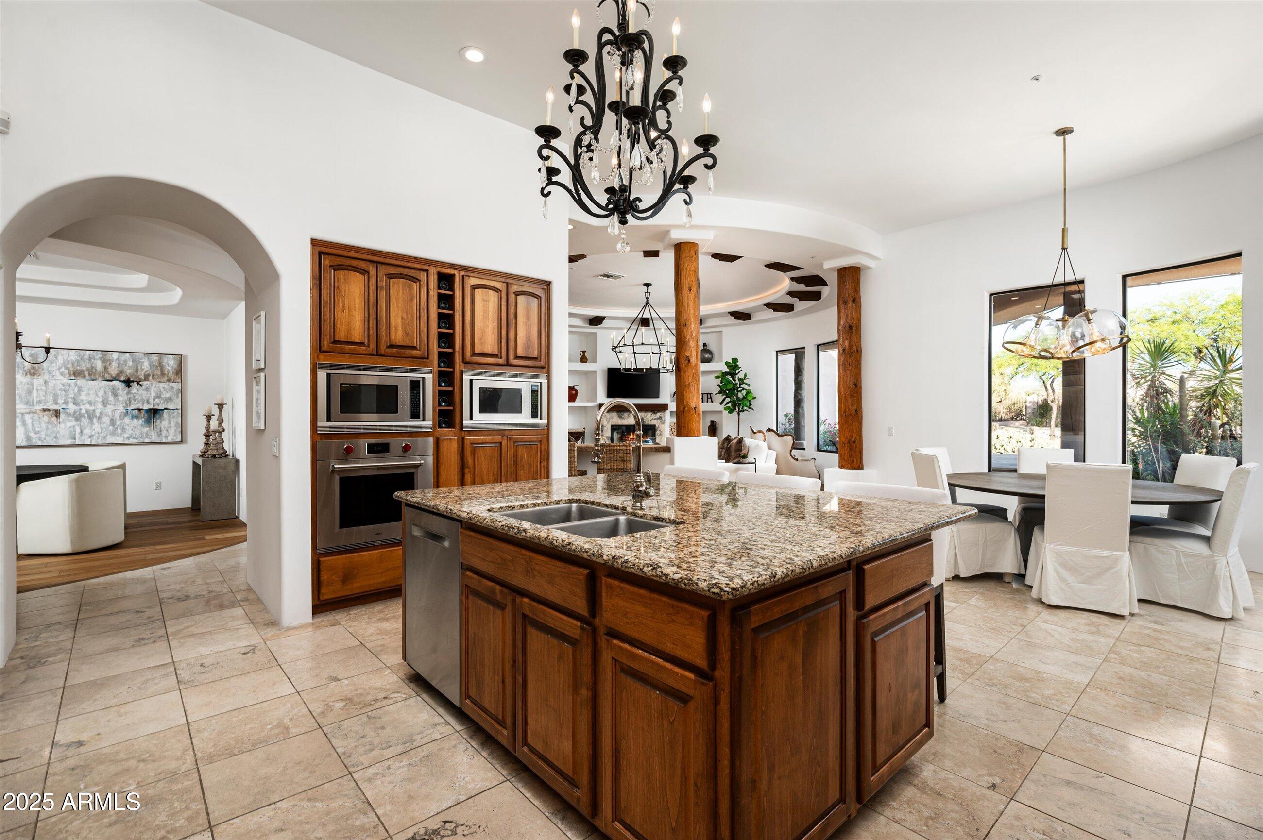 7025 E ASHLER HILLS Drive