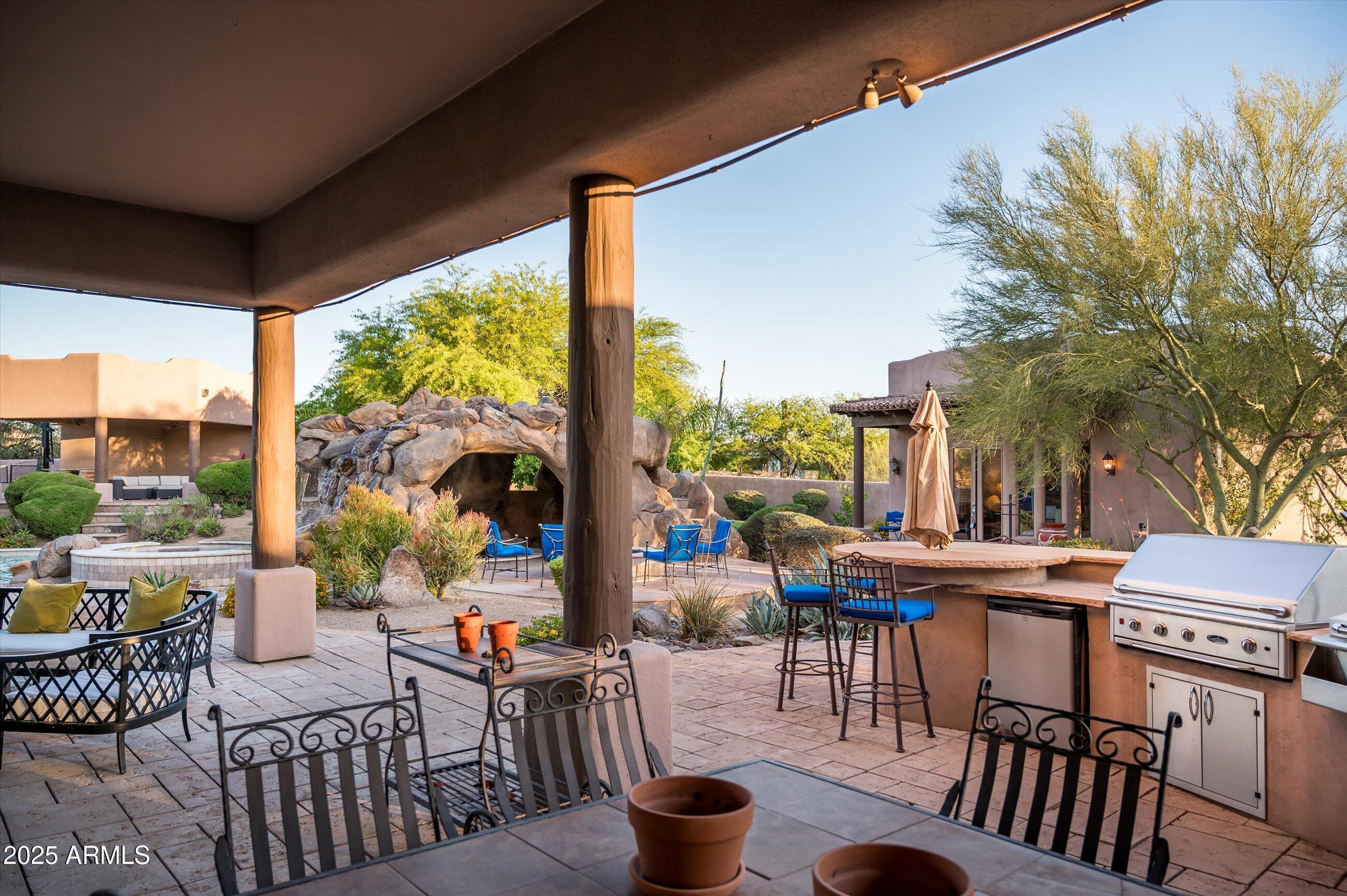 7025 E ASHLER HILLS Drive