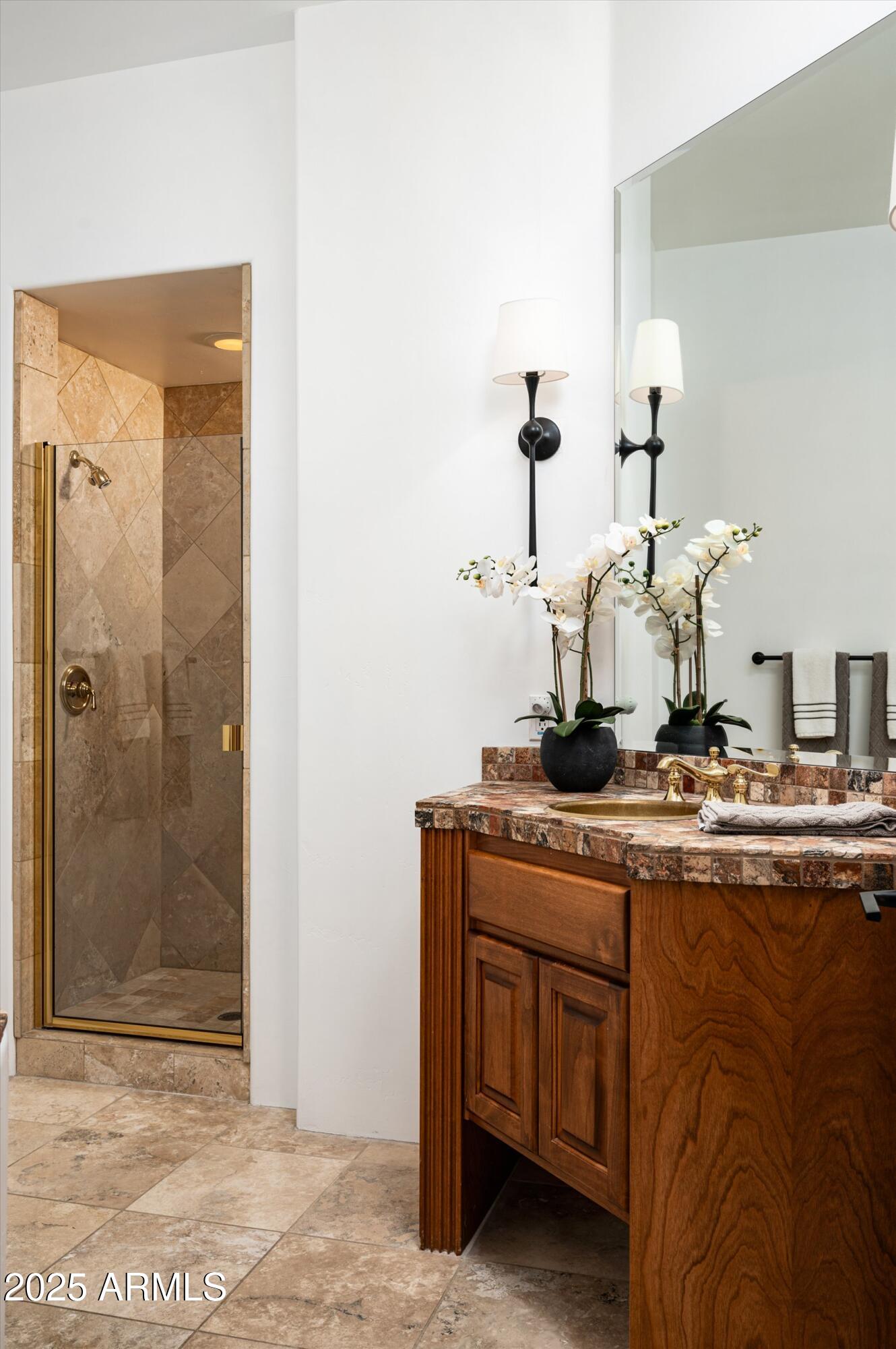 7025 E ASHLER HILLS Drive