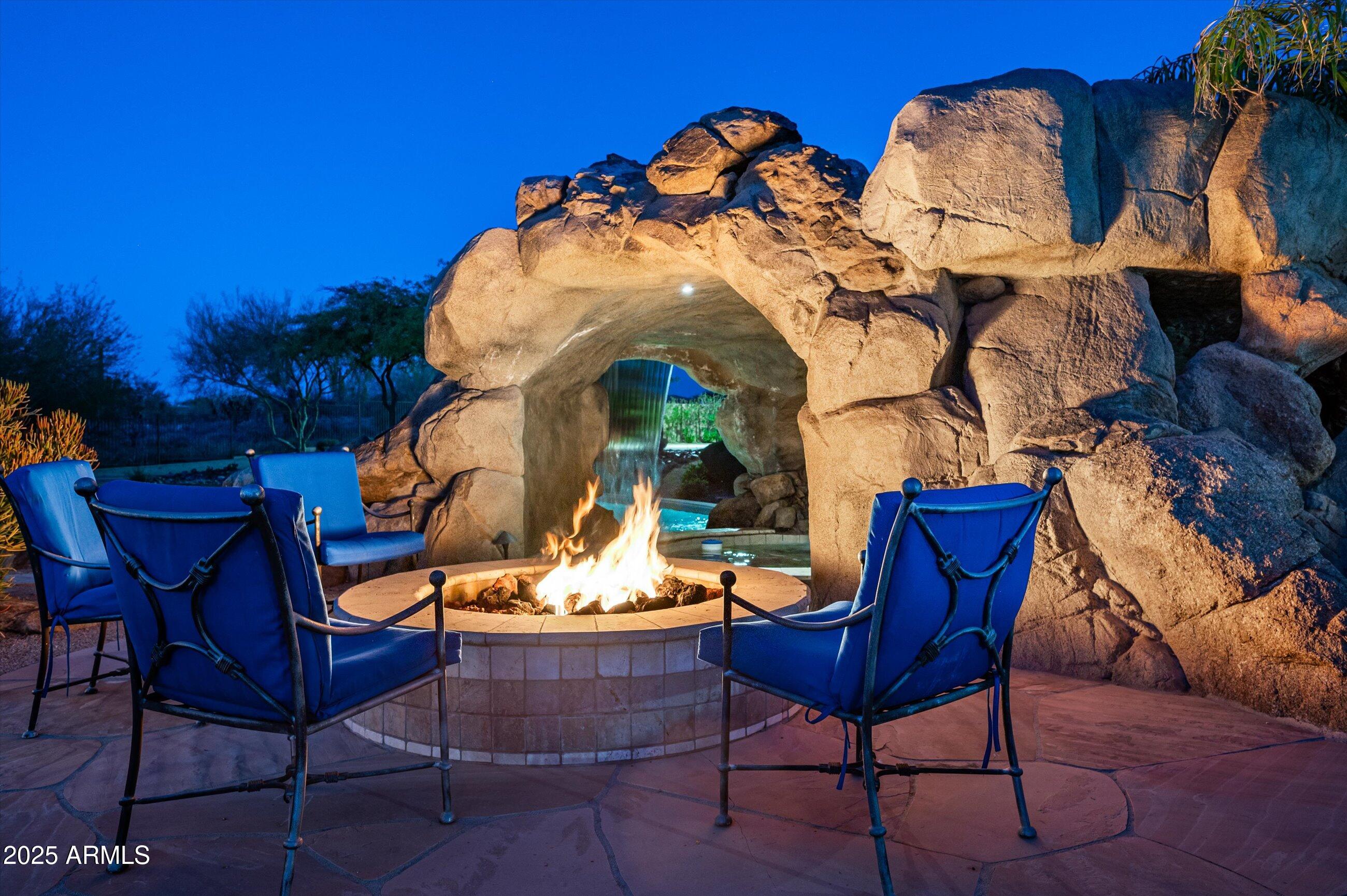 7025 E ASHLER HILLS Drive