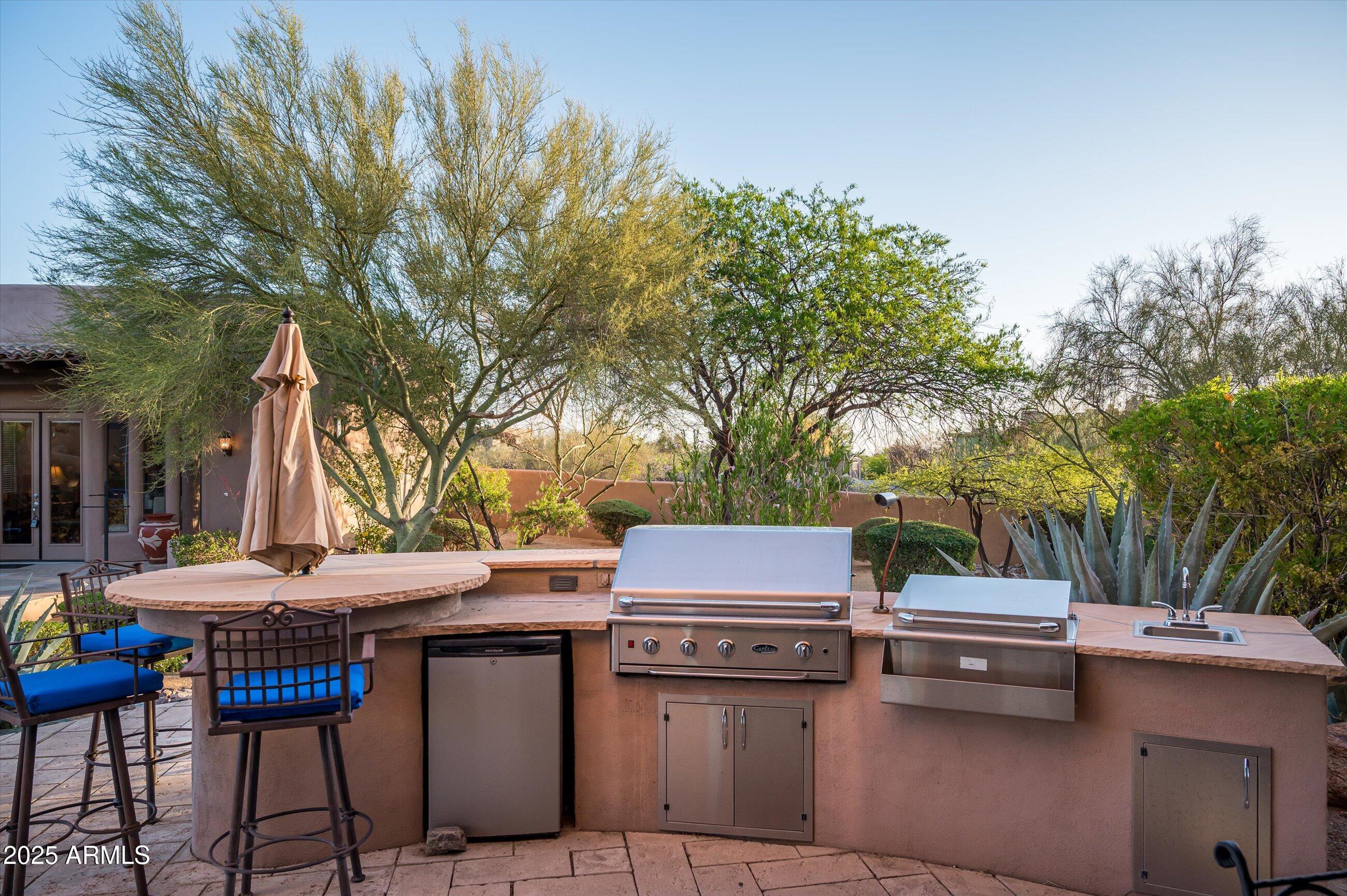 7025 E ASHLER HILLS Drive