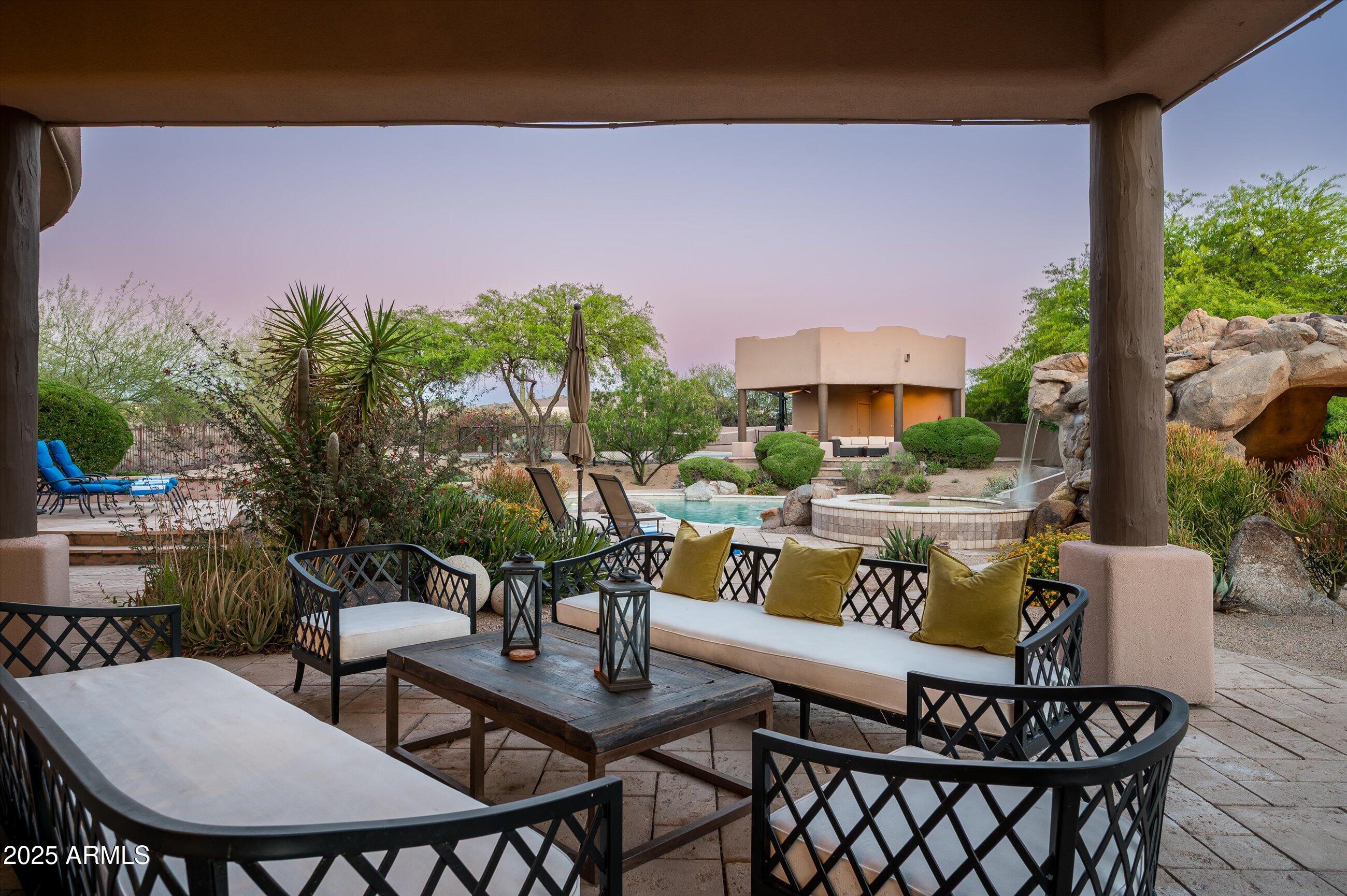 7025 E ASHLER HILLS Drive