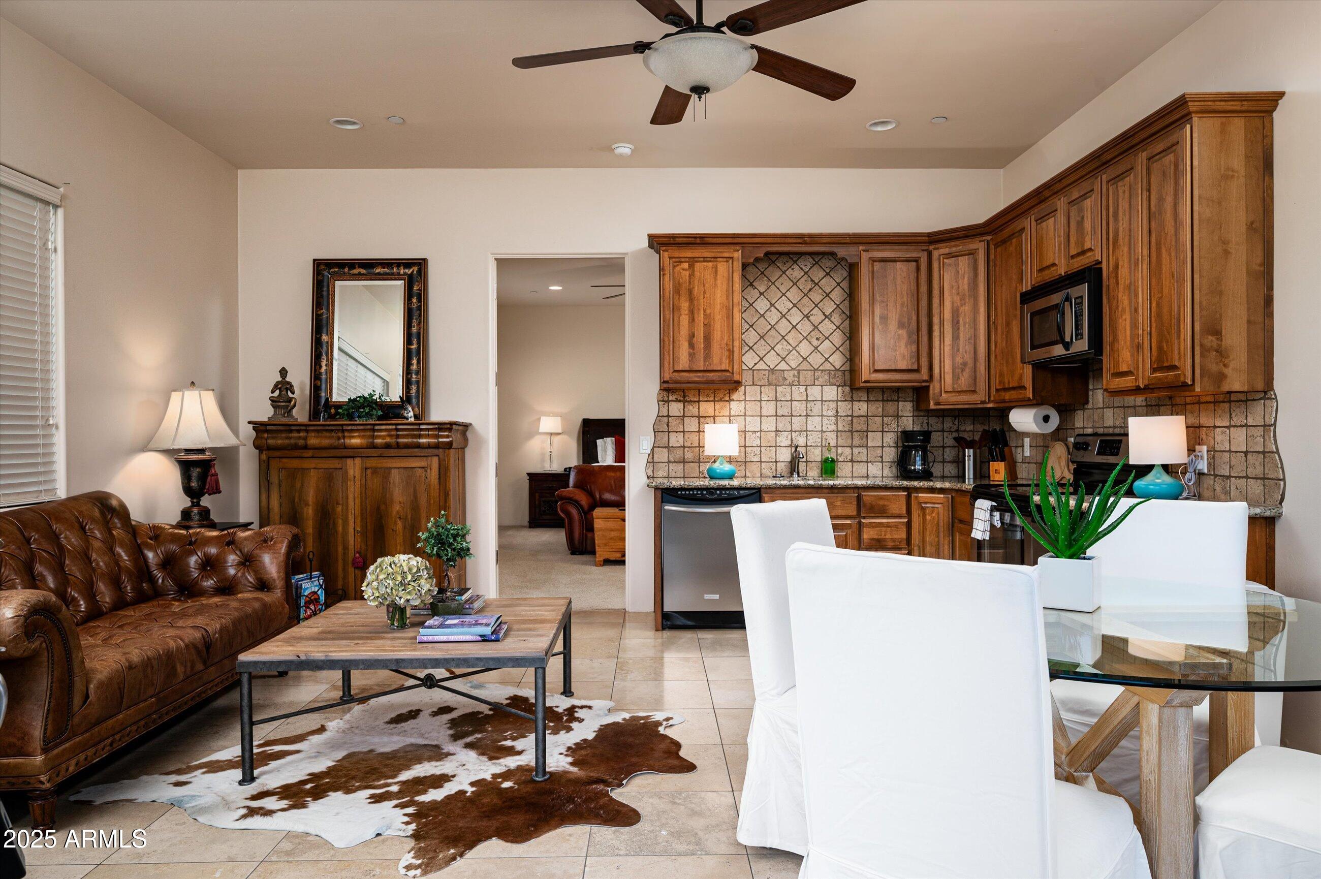 7025 E ASHLER HILLS Drive