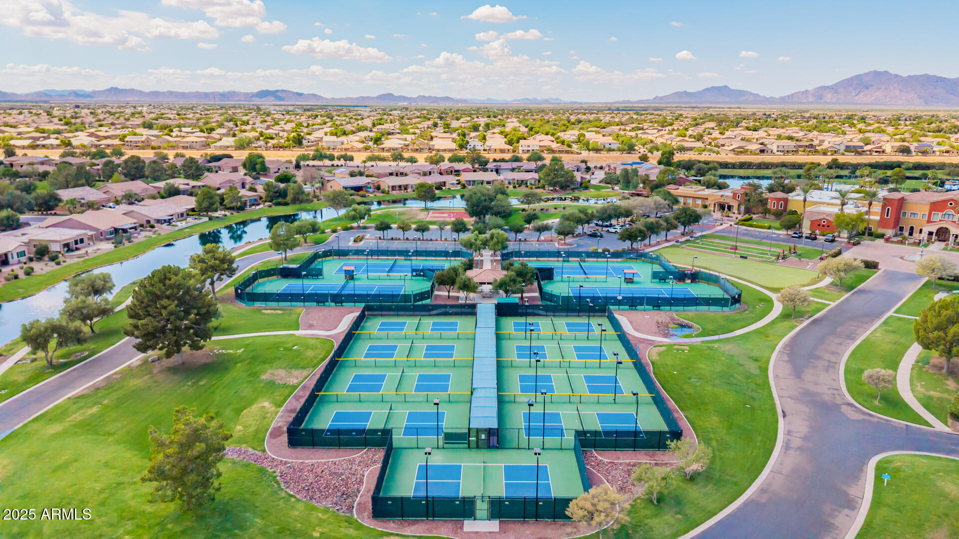 20855 N EVERGREEN Drive