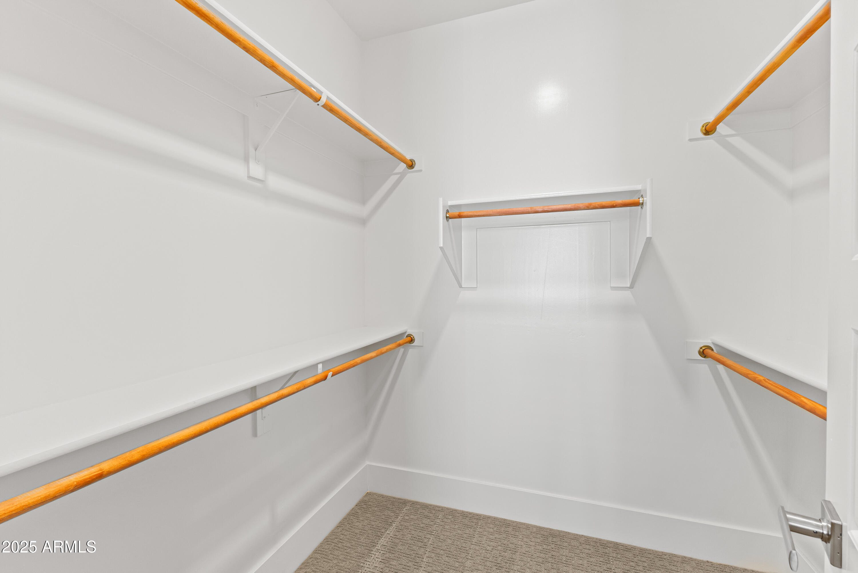 1717 E MORTEN Avenue, 62