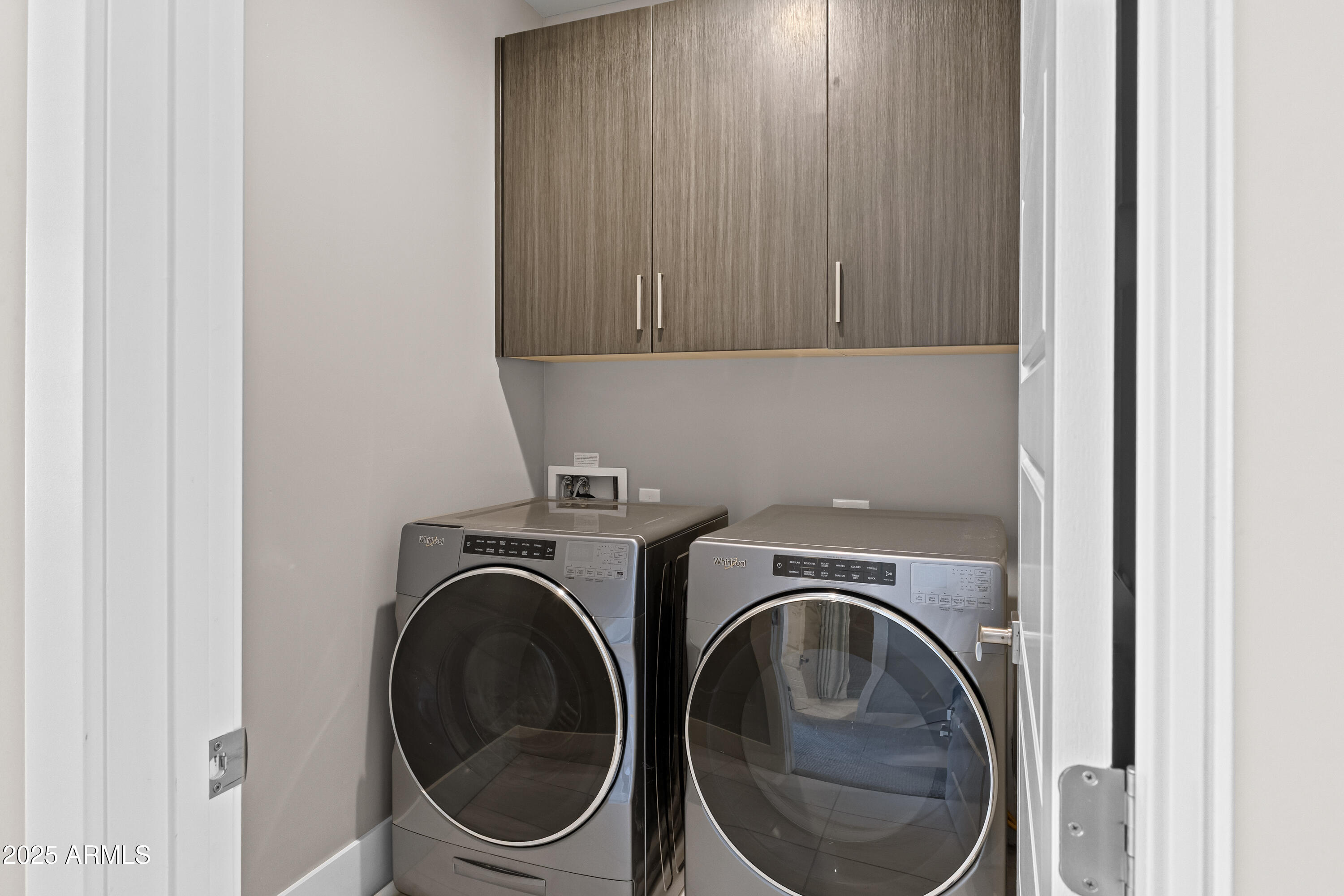 1717 E MORTEN Avenue, 62