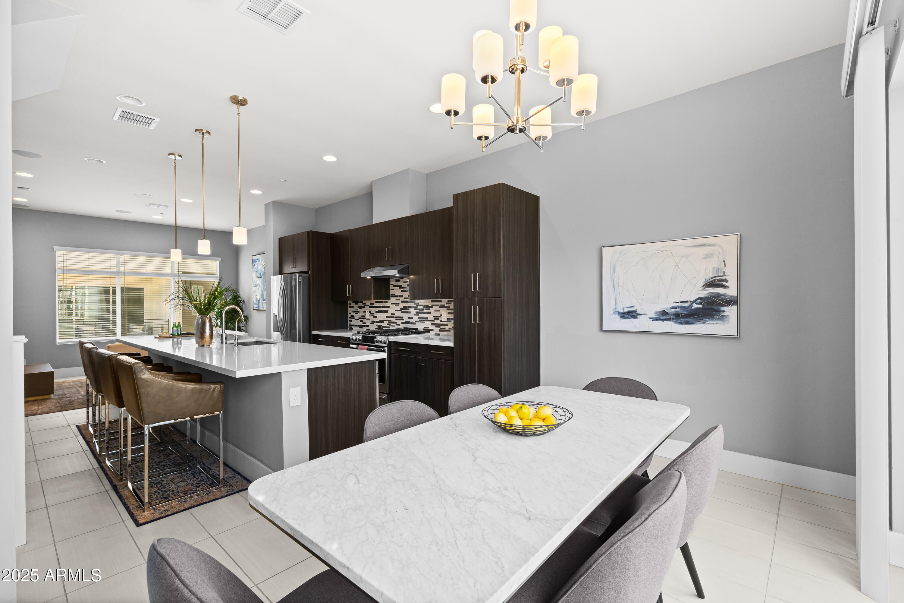 1717 E MORTEN Avenue, 62