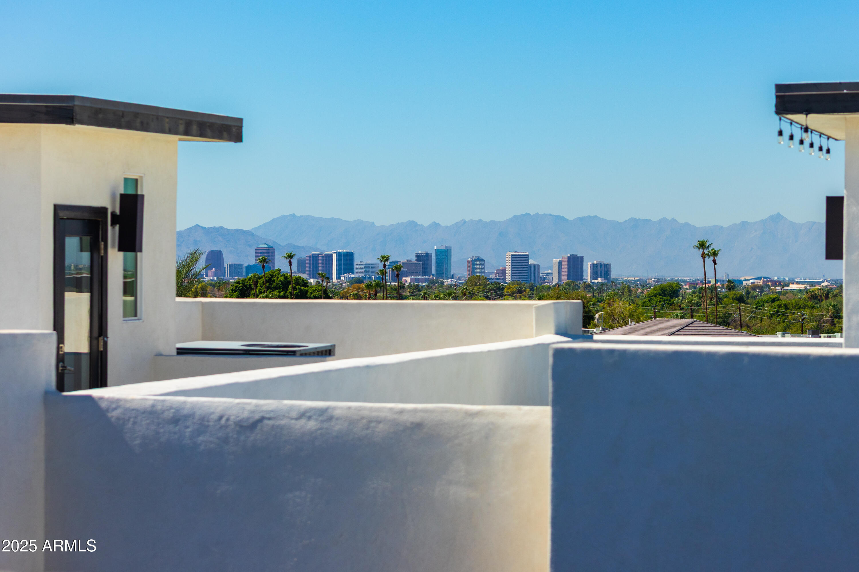 1717 E MORTEN Avenue, 62